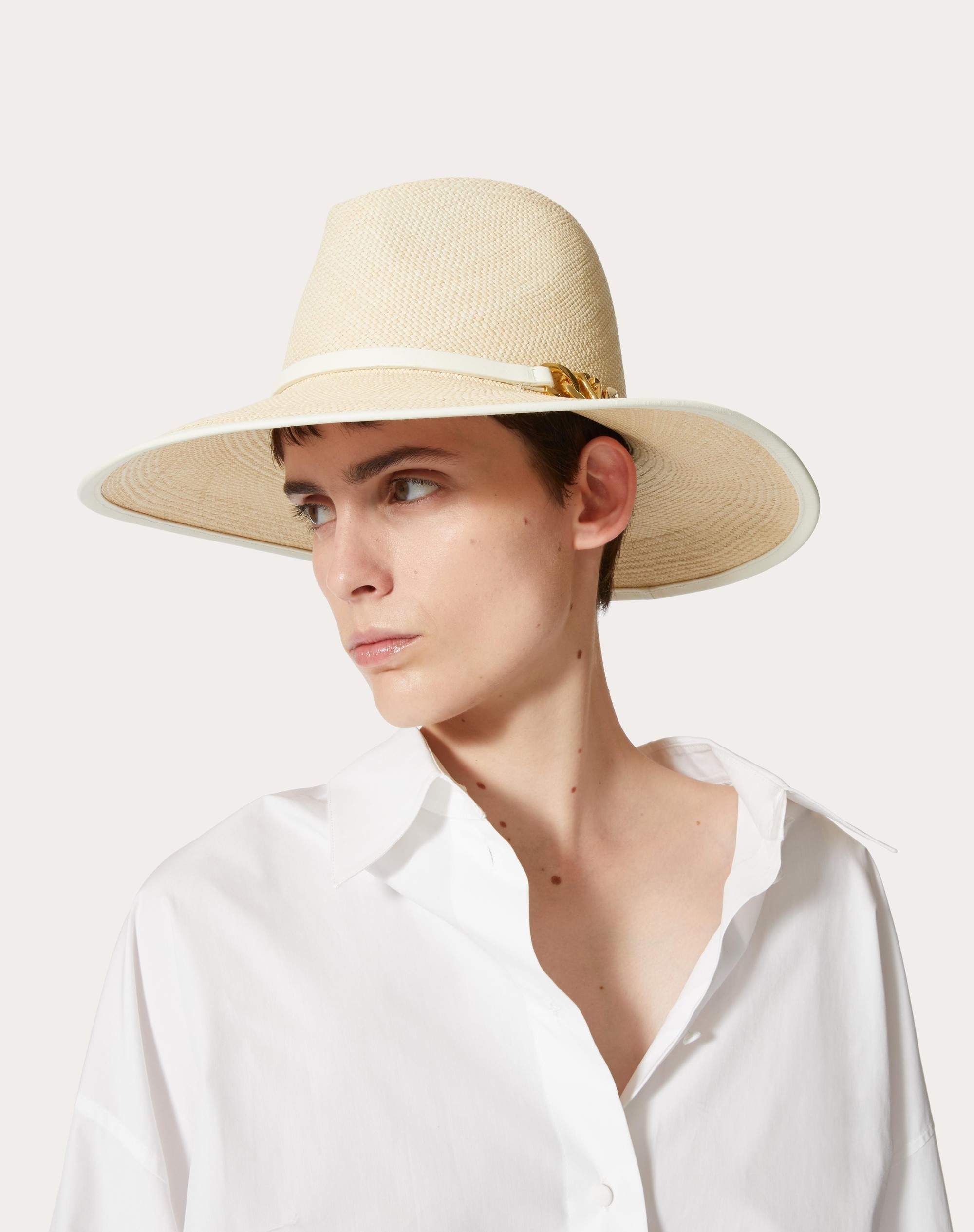 VALENTINO GARAVANI VLOGO CHAIN HAT - 4