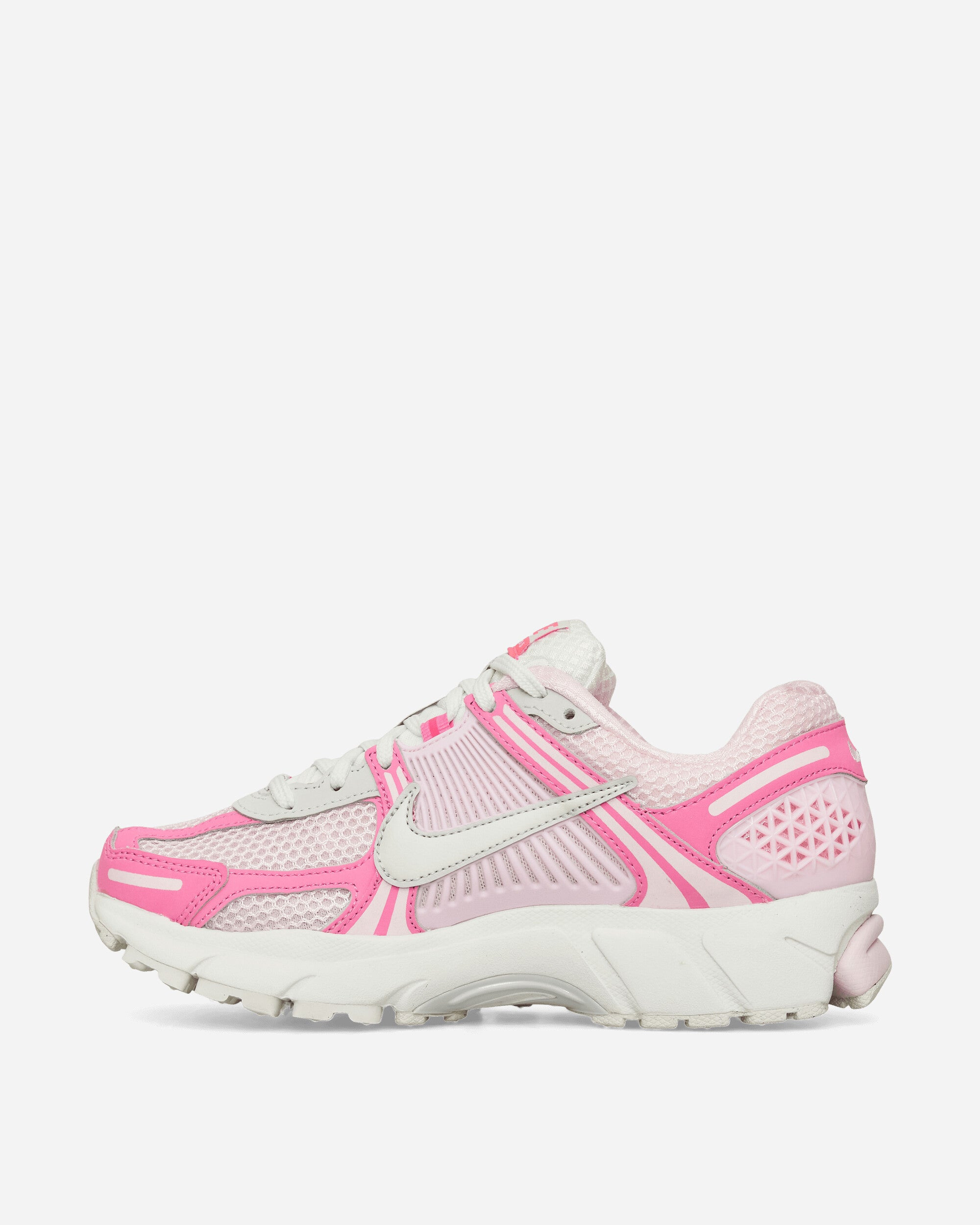 Women's Zoom Vomero 5 Sneakers Hyper Pink / Summit White - 3
