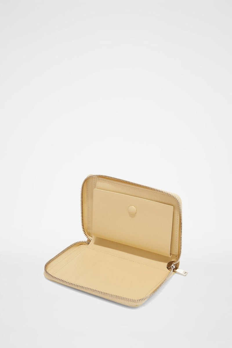 Jil Sander Wallet outlook