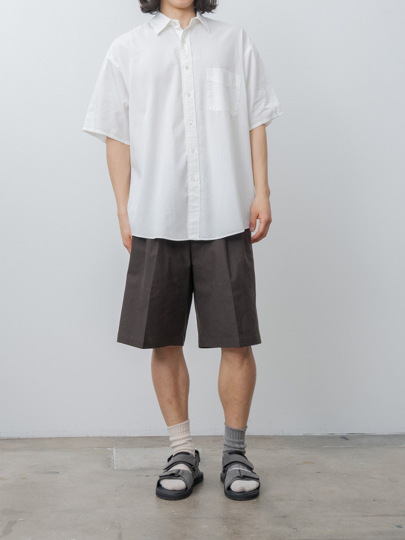 YOKO SAKAMOTO Double Pleated Shorts - Brown outlook