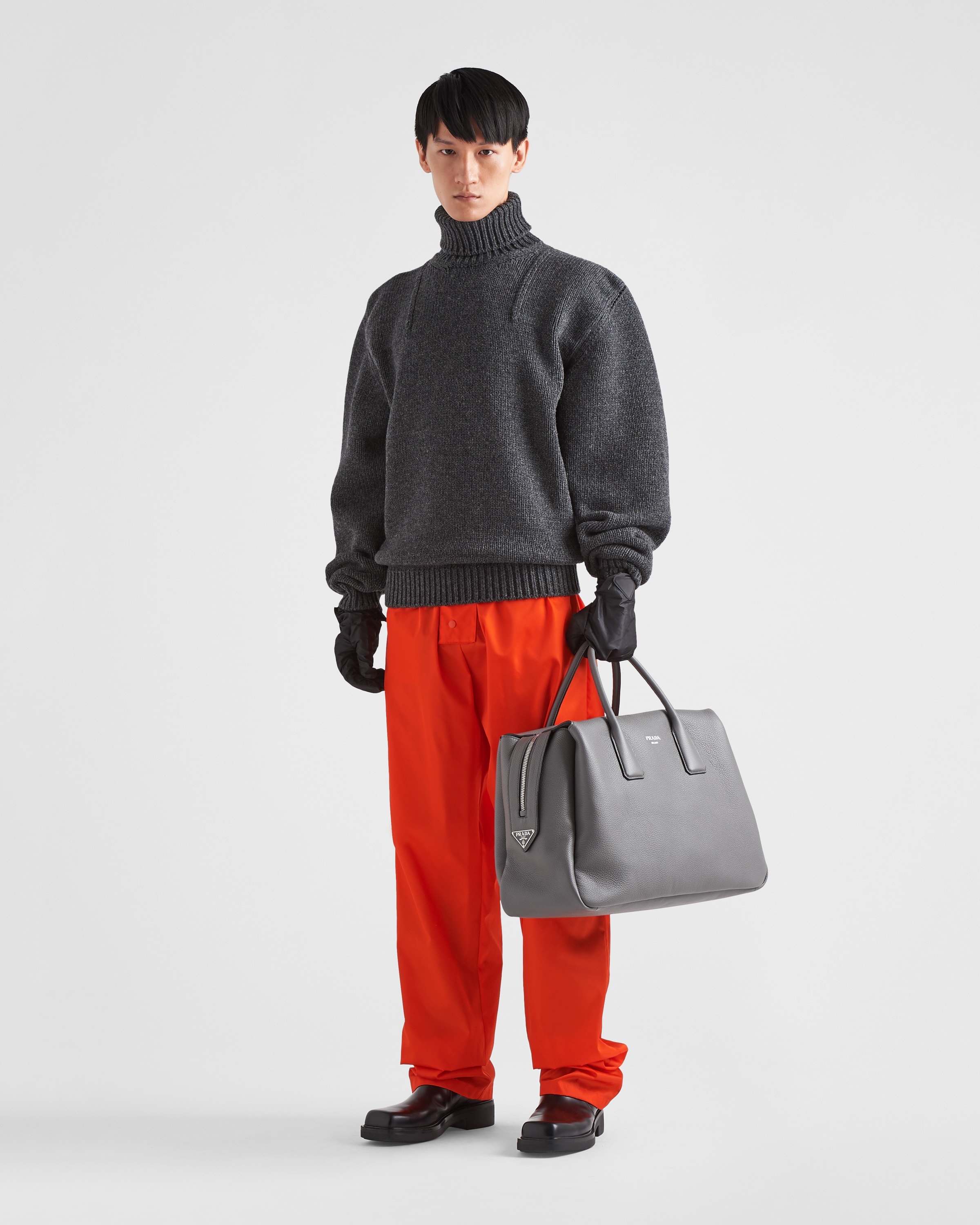 Leather travel bag - 2