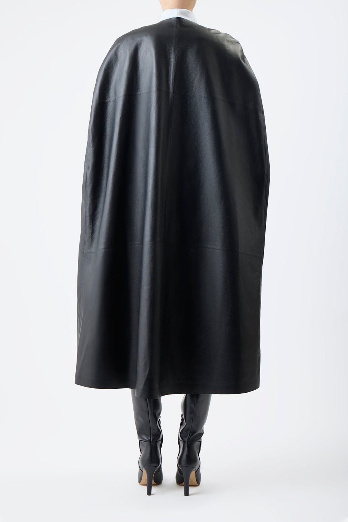 Lindlow Cape in Black Leather - 5