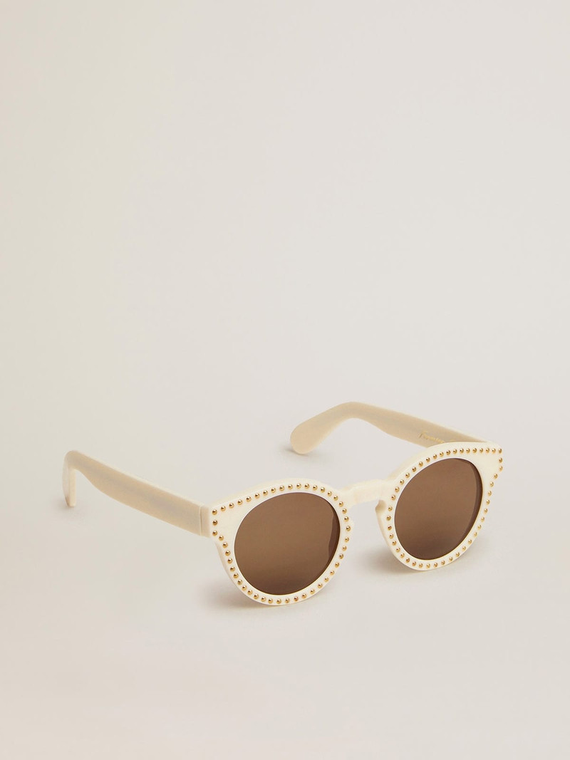 Sunglasses Panthos model with white frame and gold studs 1