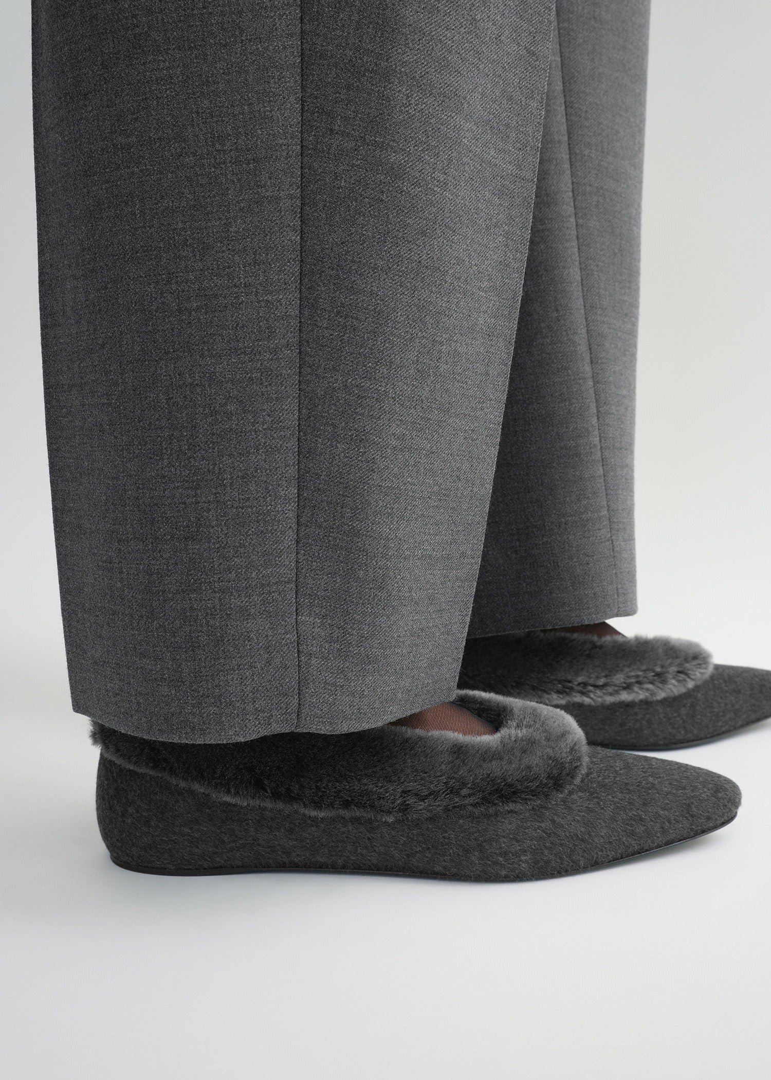 Shearling-edge flannel ballerinas dark grey melange - 3