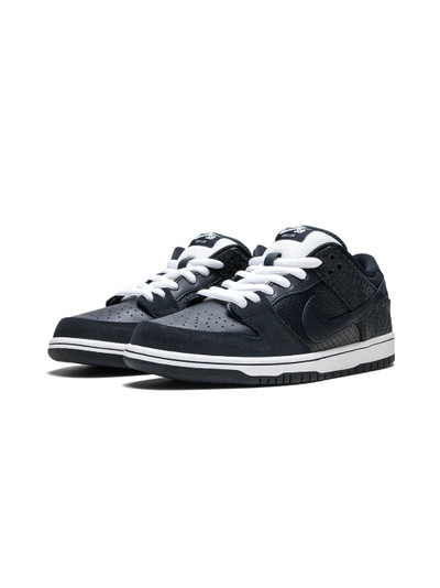 Nike SB Dunk Low TRD QS sneakers outlook