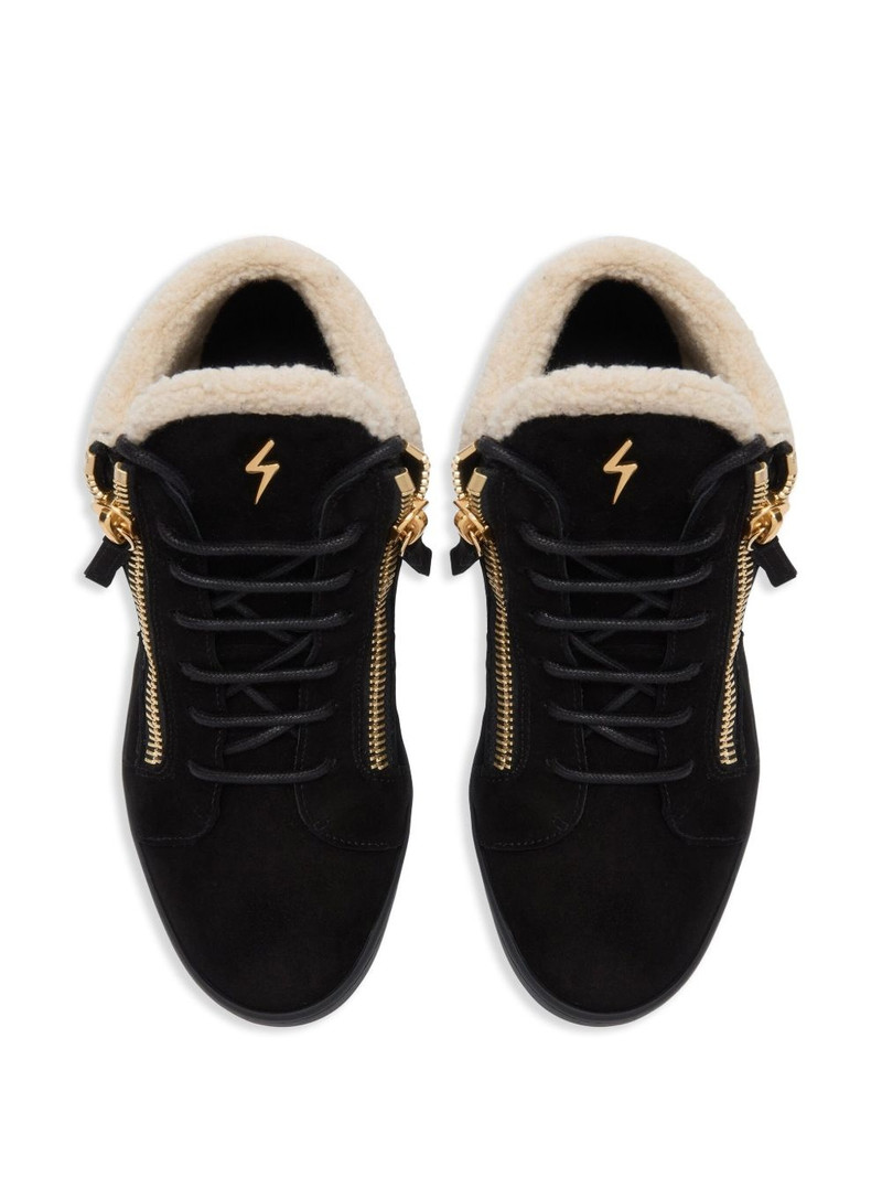 Kriss trainers 4