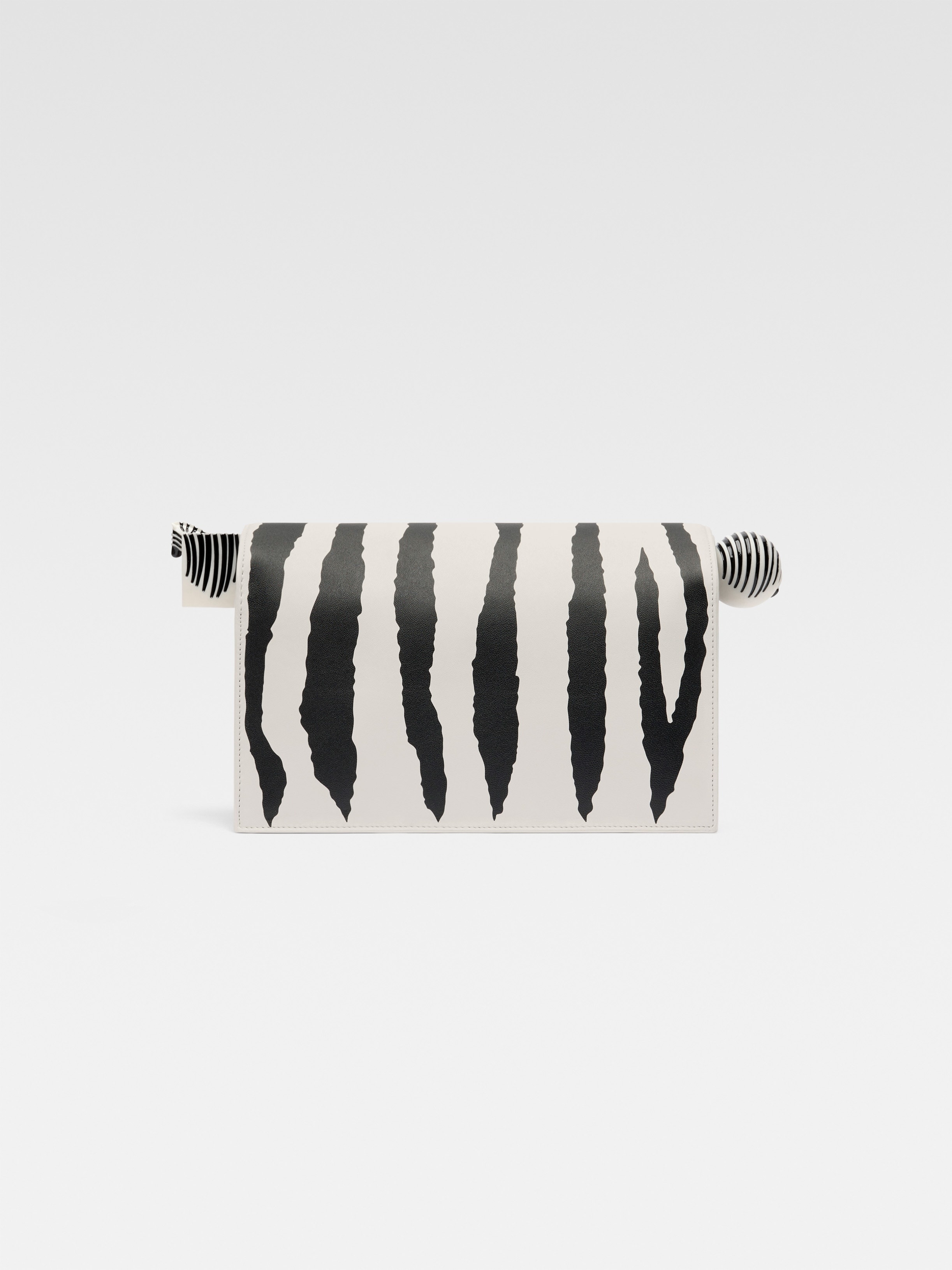 The Rond Carré clutch - 3