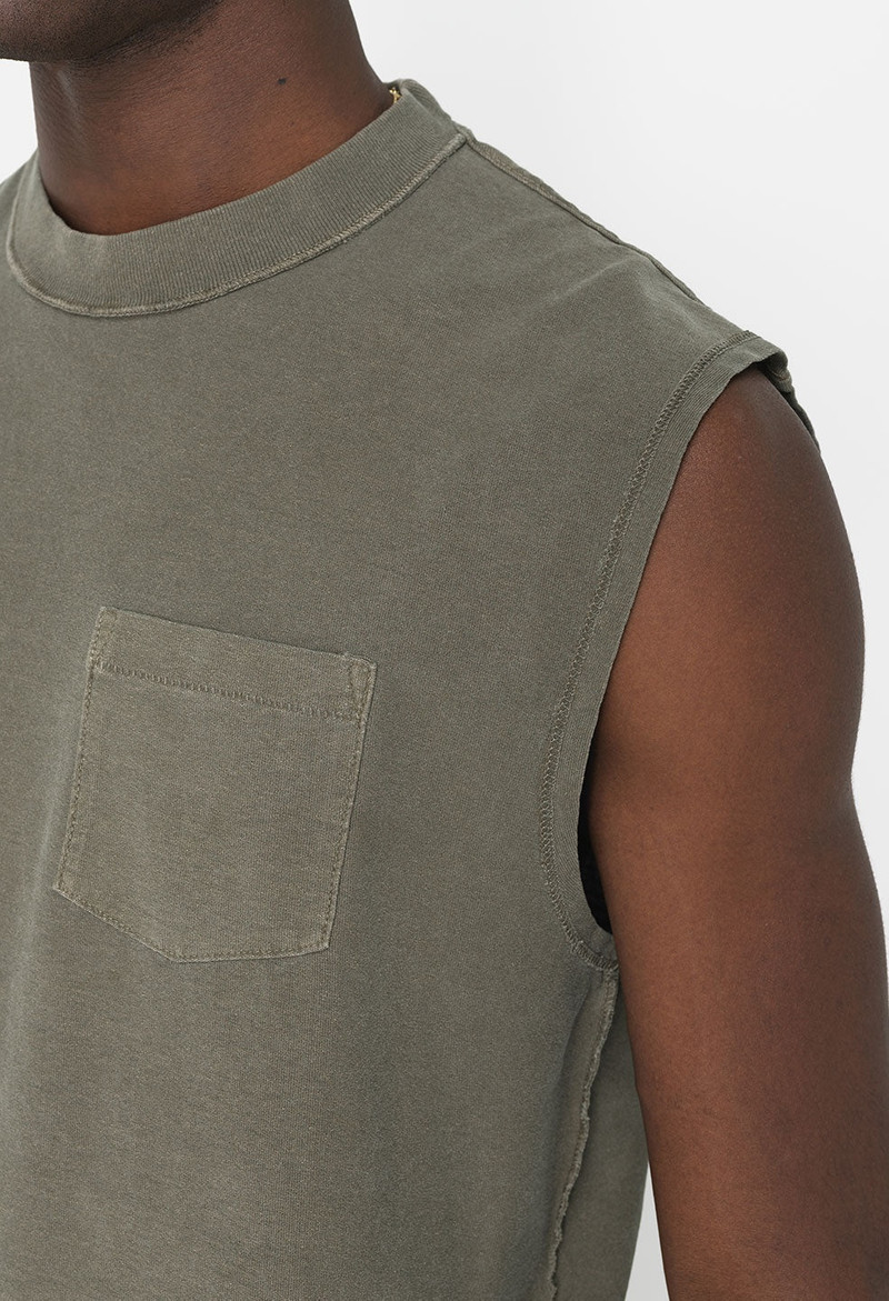 REVERSED RODEO TEE 6