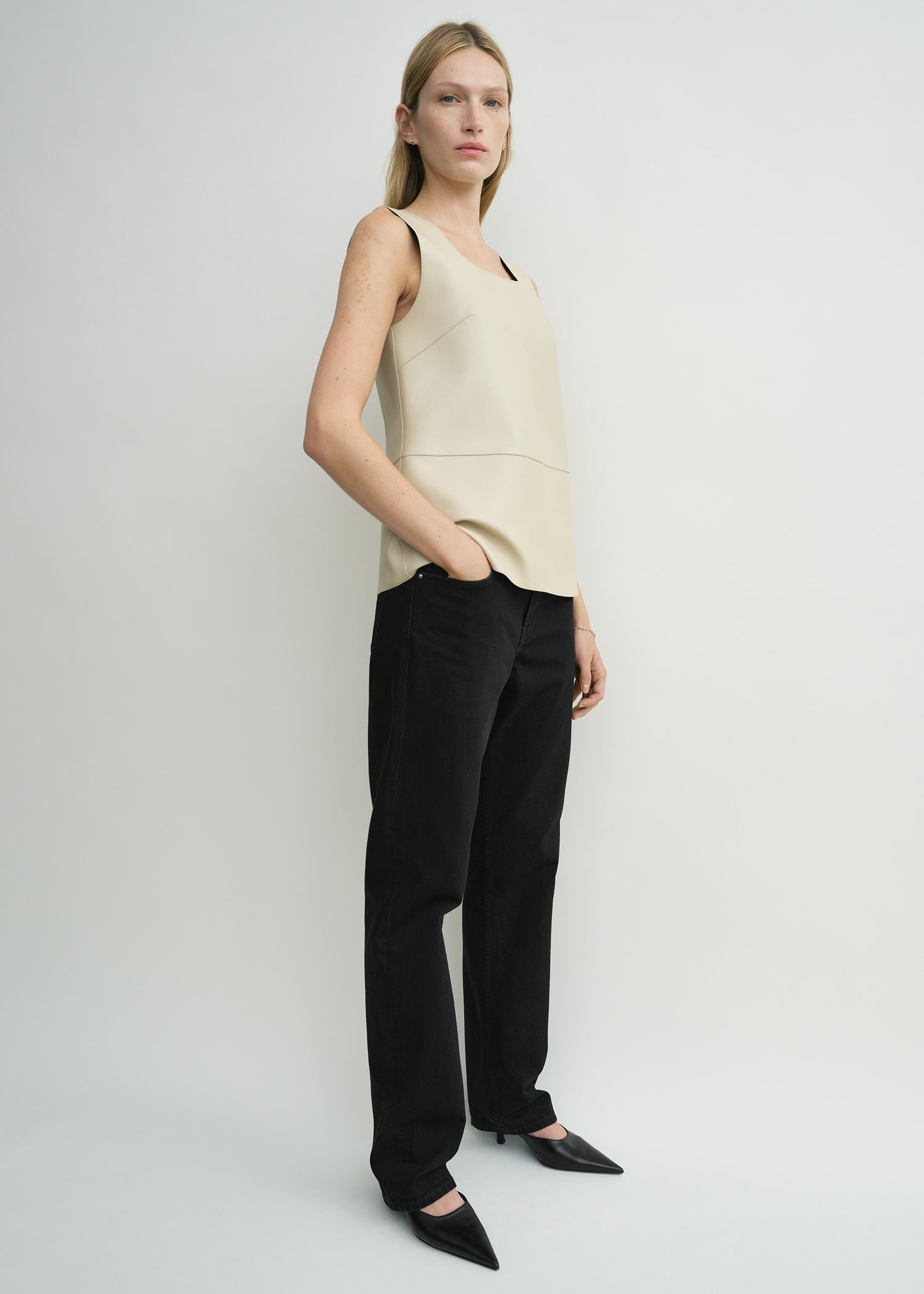 Scoop-neck leather top sand - 3
