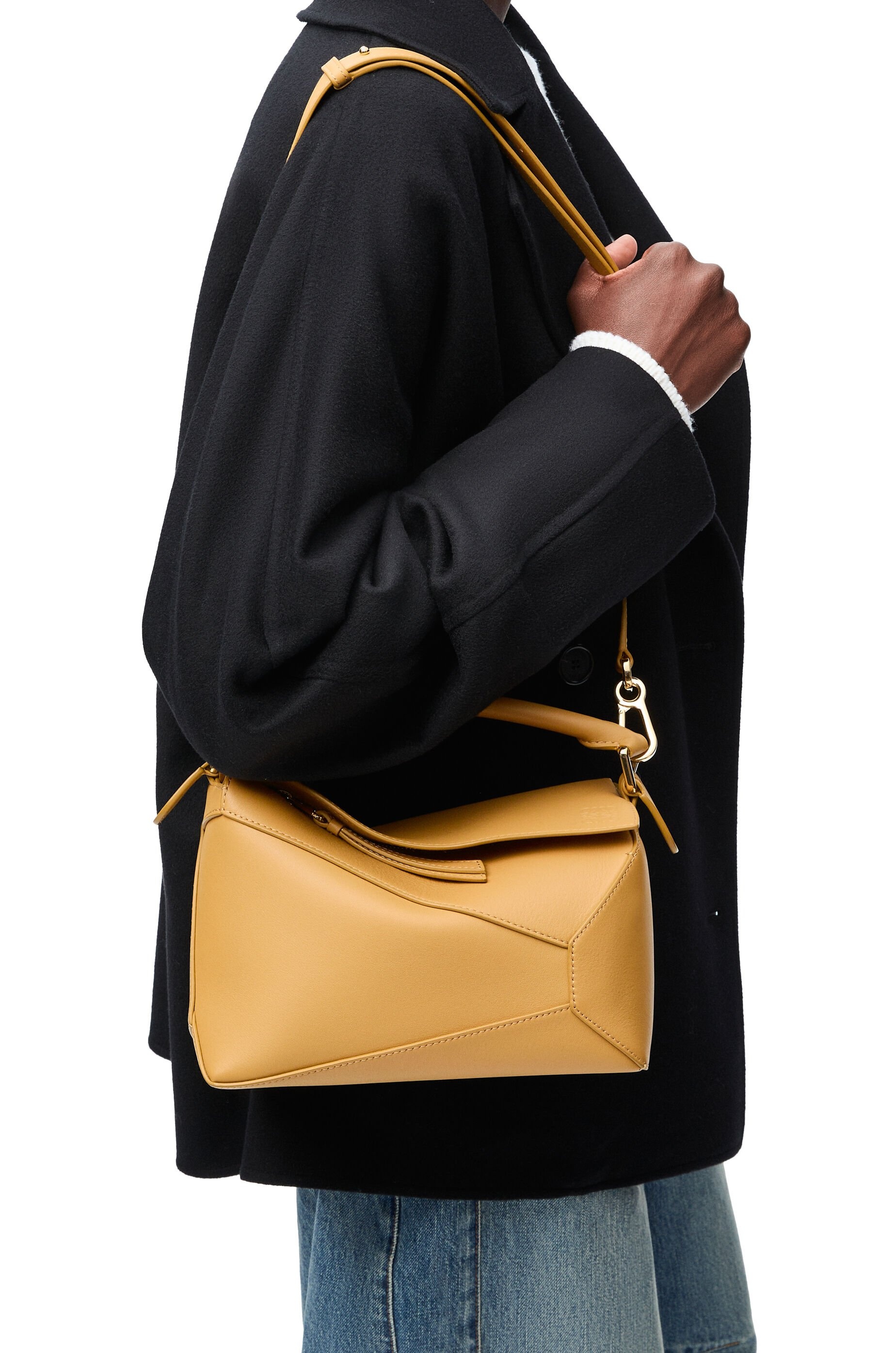 Small Puzzle bag in classic calfskin - 3