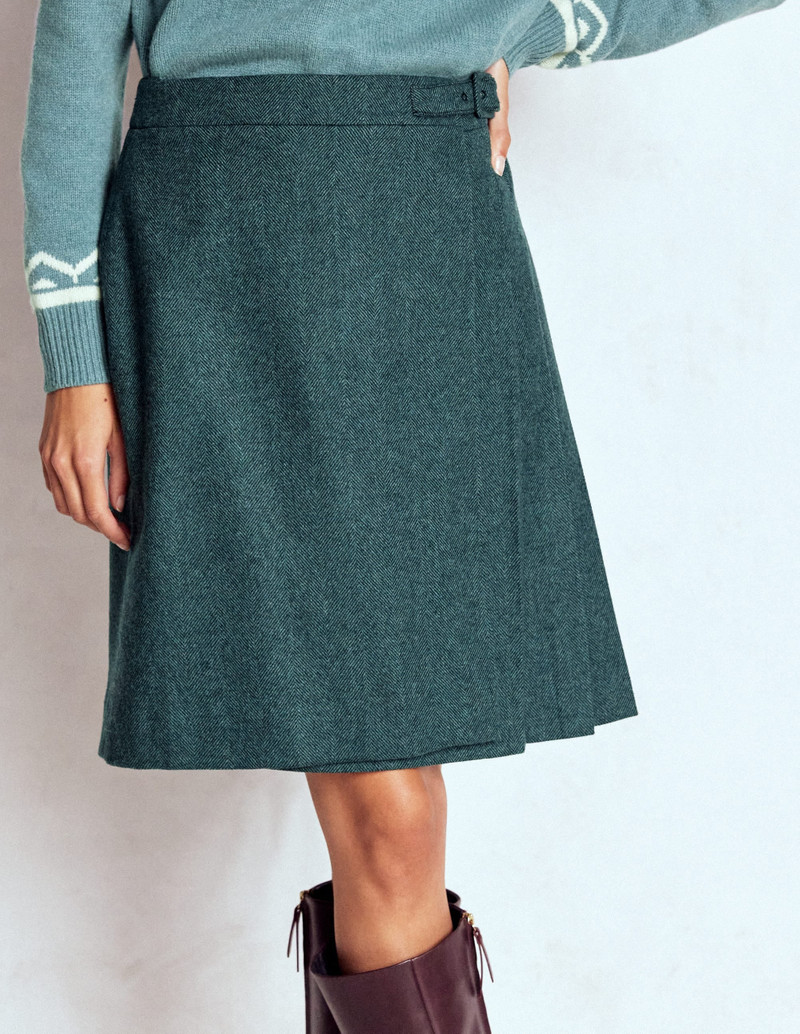 Helen Wool Kilt Skirt-Green and Navy Herringbone 5