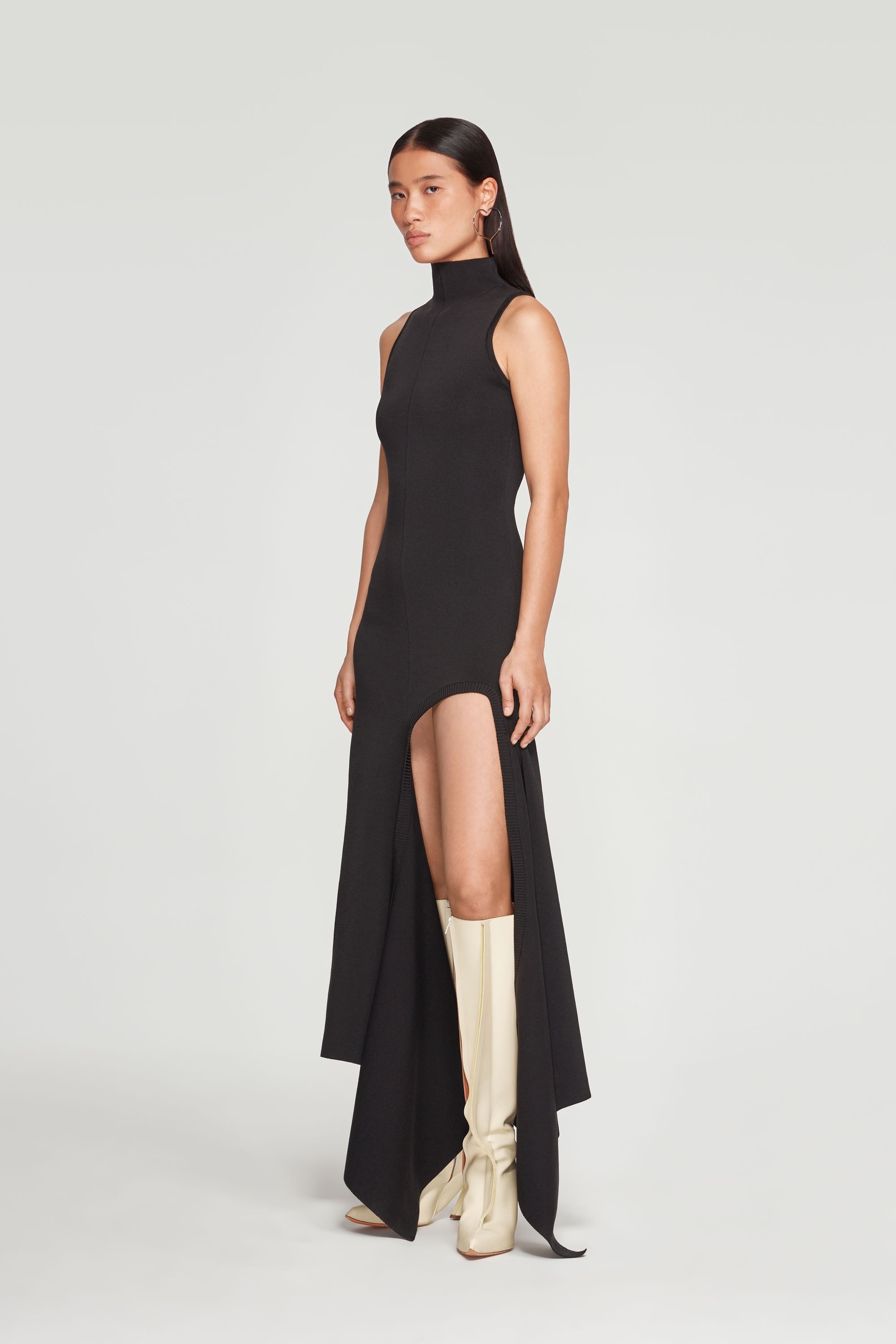 High Slit Sleeveless Dress - 5