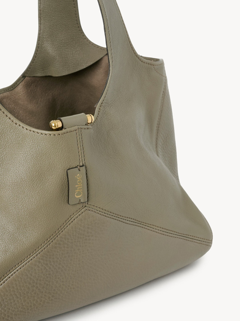 CHLOÉ BALLOON EAST-WEST TOTE BAG IN GRAINED LEATHER 5
