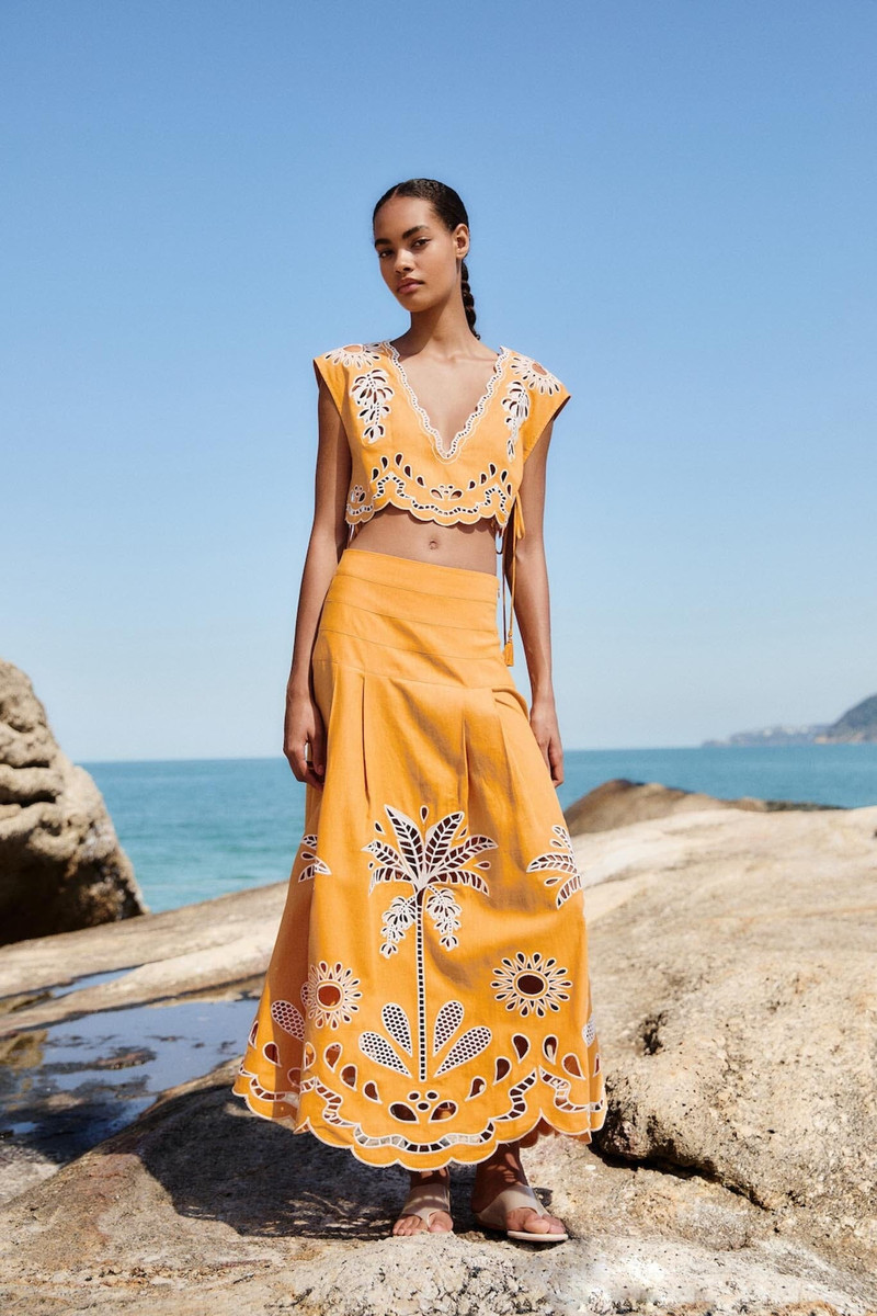 Camel Tropi Embroidery Skirt 1