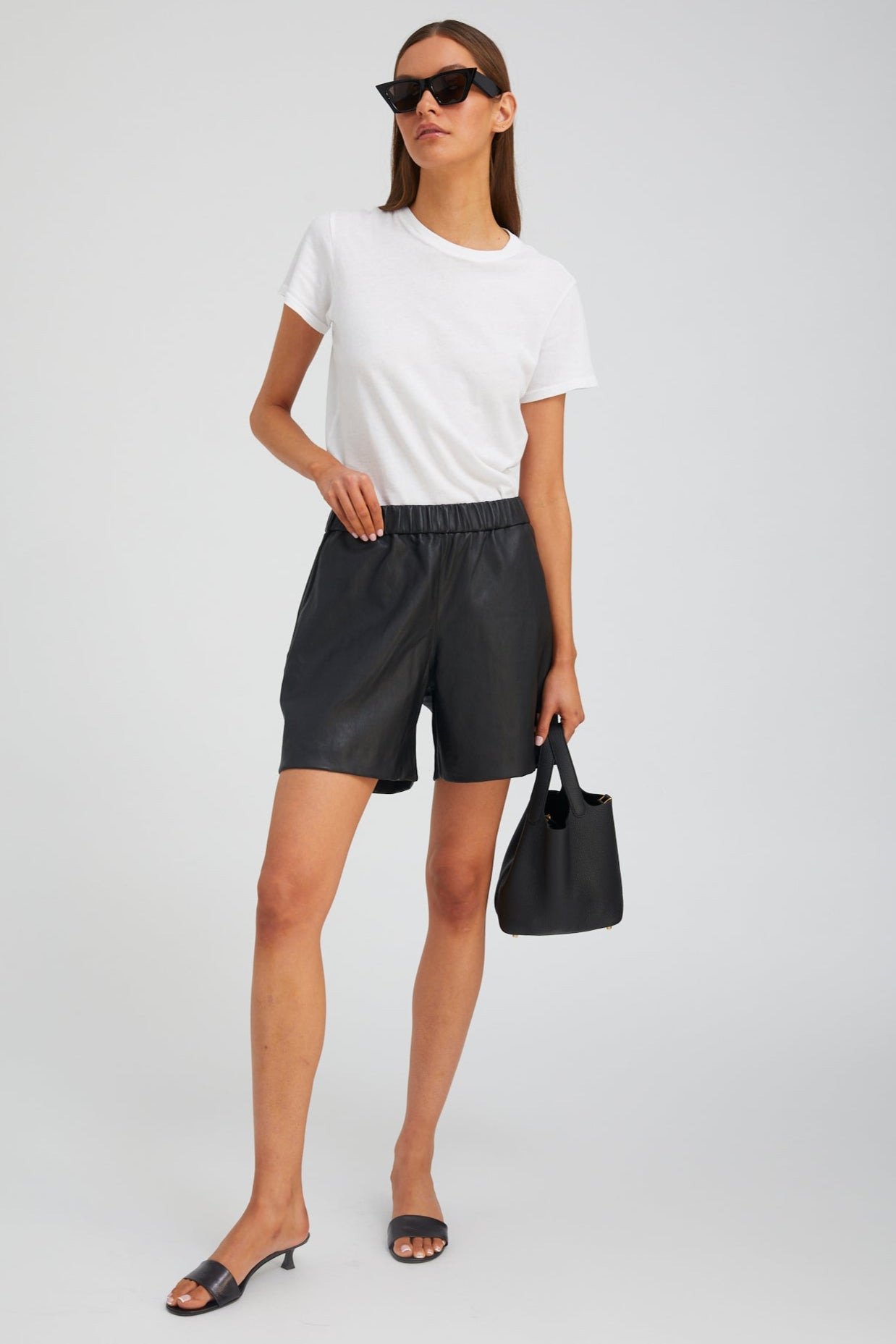 BLACK LEATHER CULOTTE SHORTS - 2