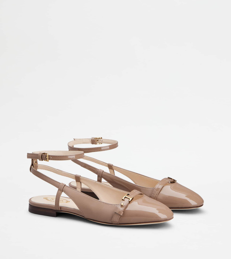 Tod's SLINGBACK BALLERINAS IN PATENT LEATHER - BEIGE outlook