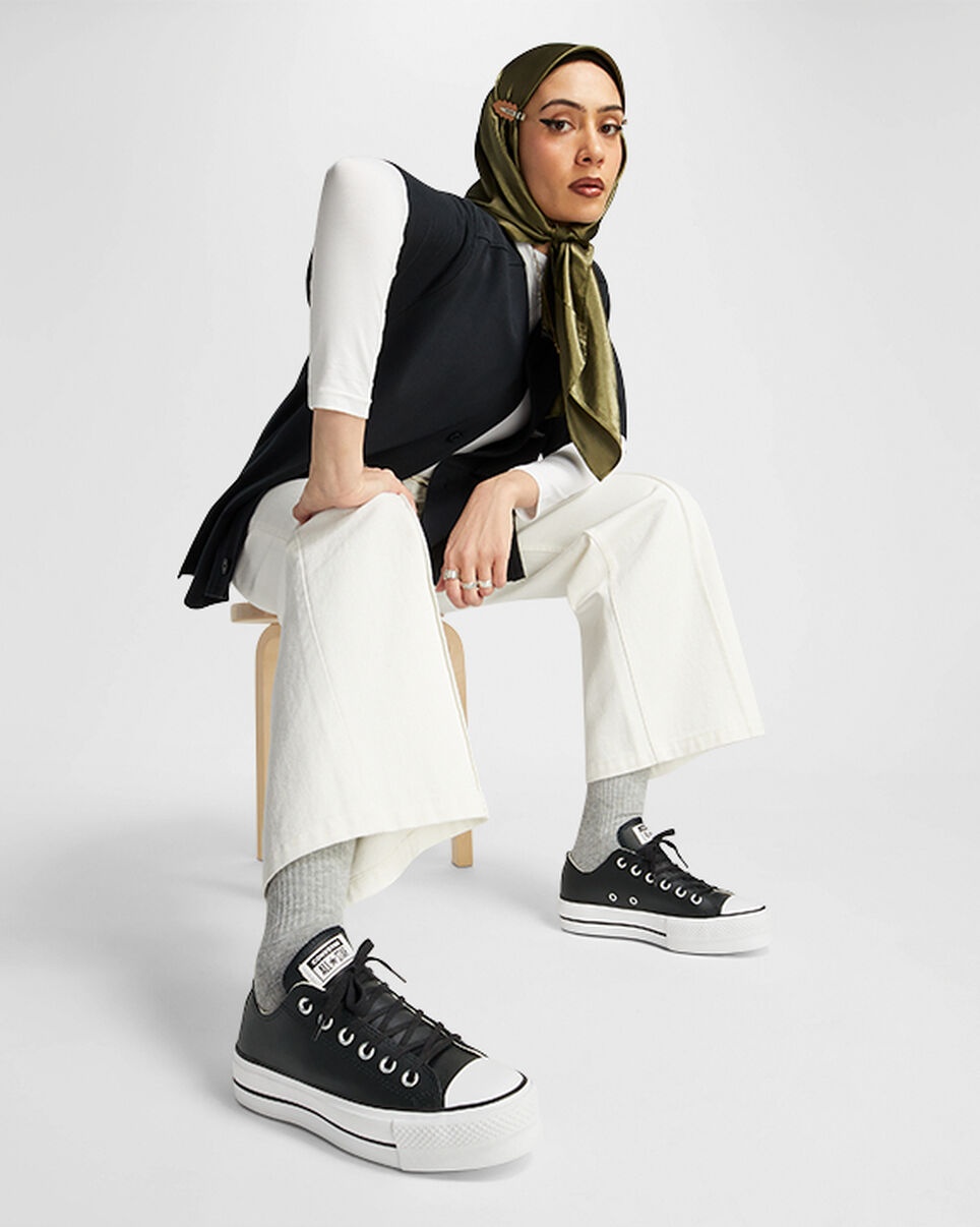 Chuck Taylor All Star Leather Platform - 9