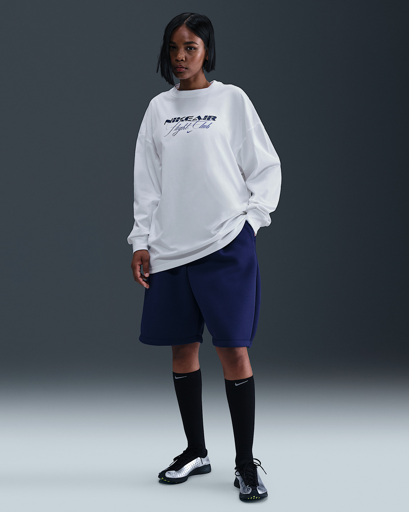 Nike Sportswear Women's Oversized Long-Sleeve T-Shirt - 4