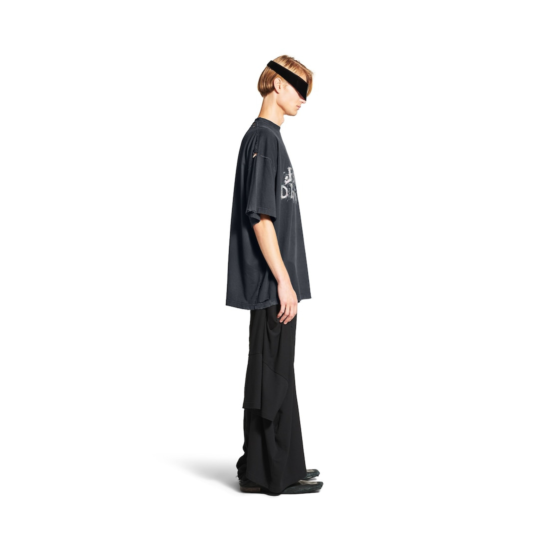 Fashion Designer Oversized T-shirt in Faded Black - 4