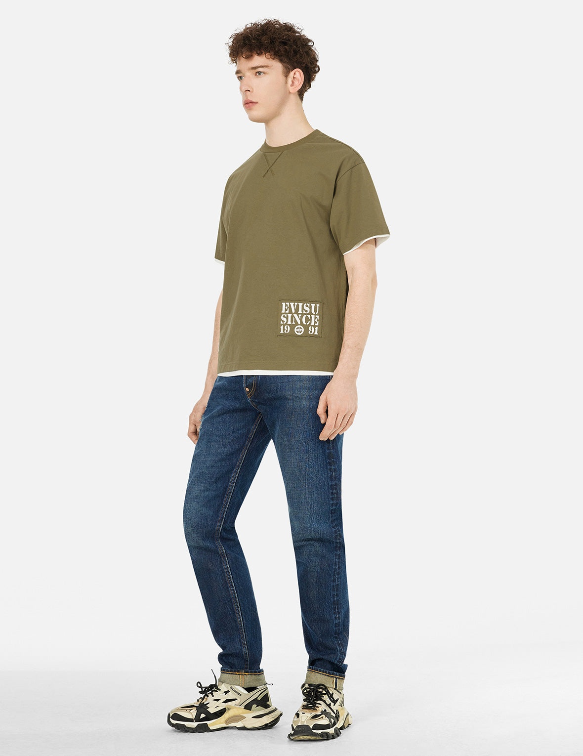 Daicock Stitched Embroidery Relax Fit T-shirt - 3