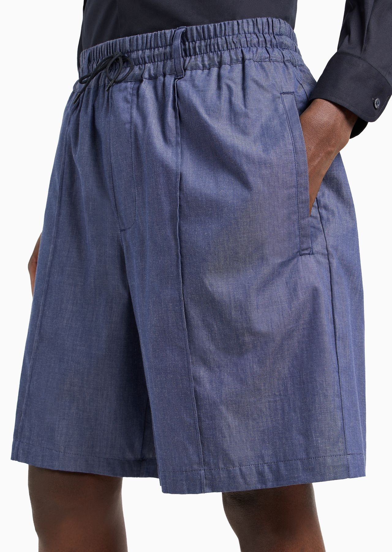 Chambray Bermuda shorts with an elasticated waist - 5