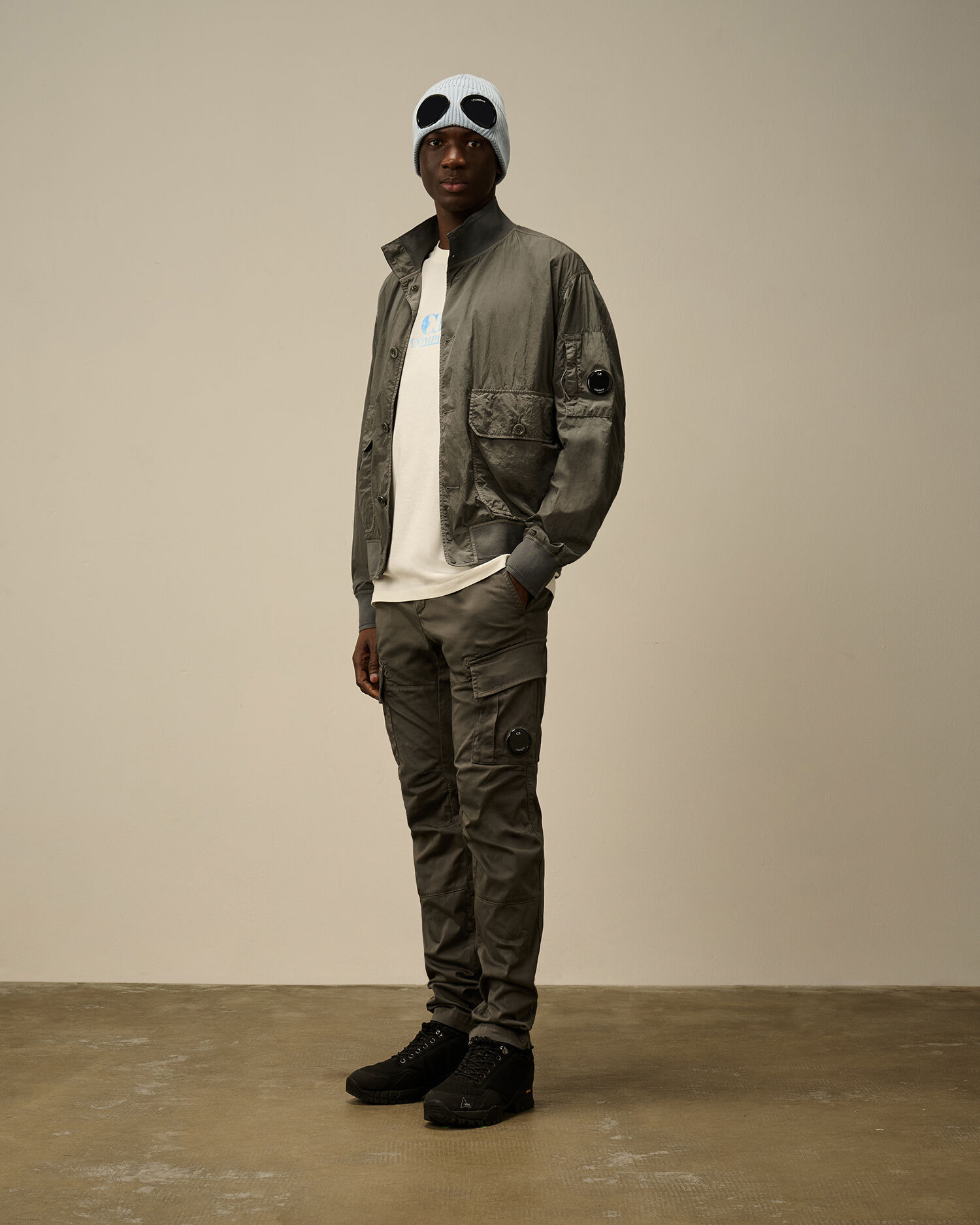 Stretch Sateen Cargo Lens Pants - 2