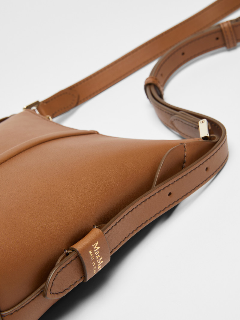 RIVIERS Leather bucket bag 4