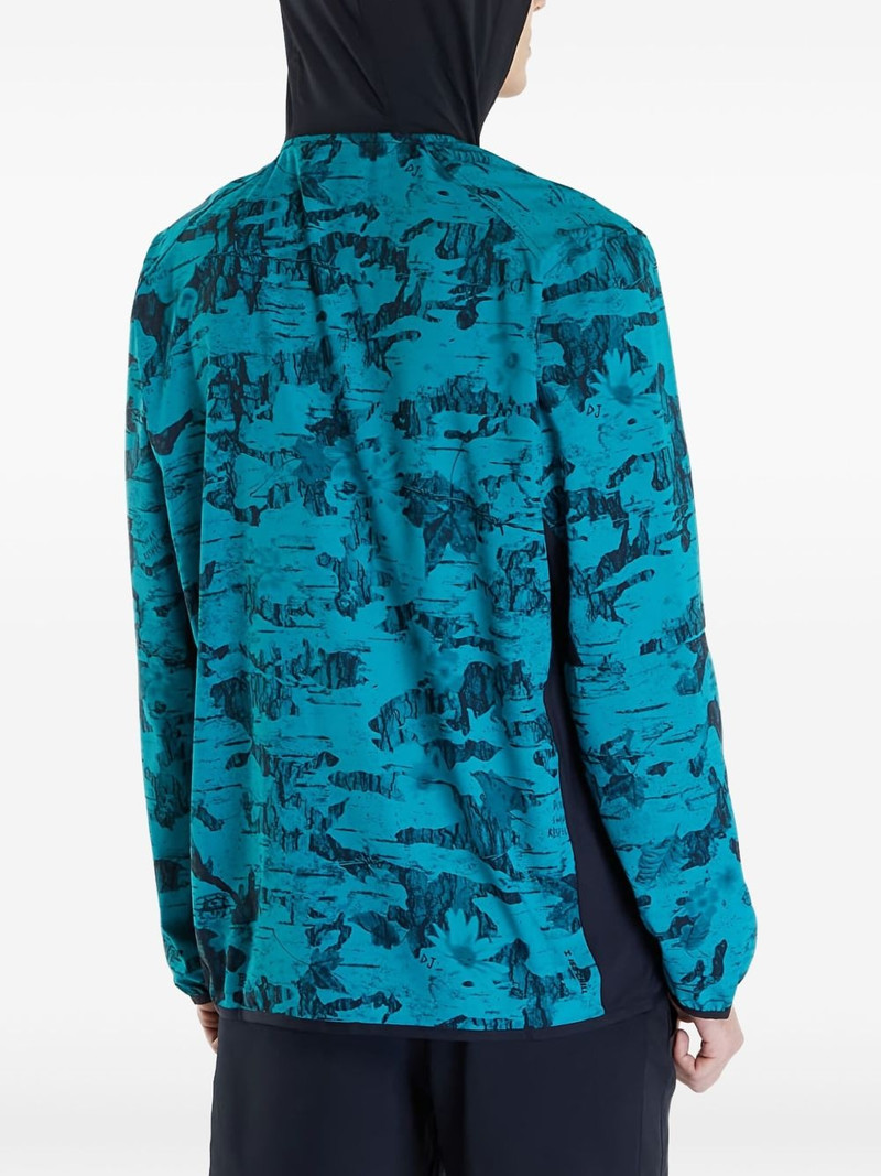 Under Armour Project Rock Iso Tide jacket outlook