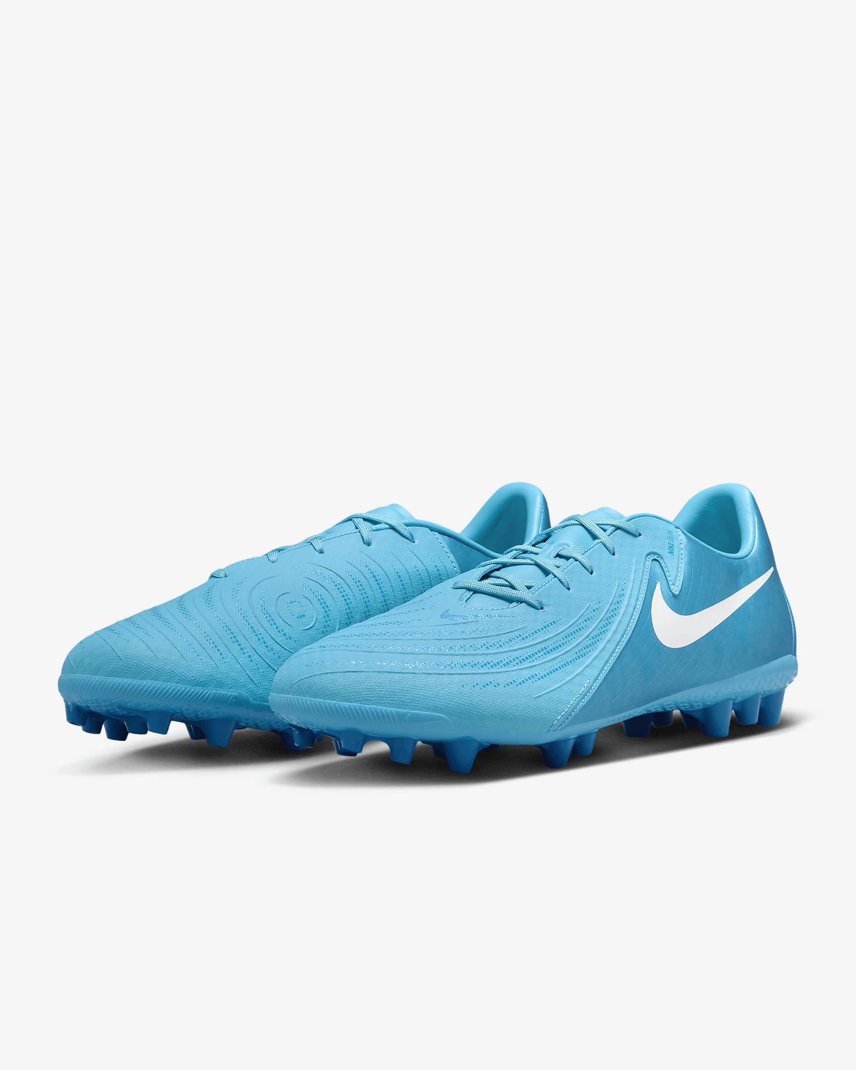 Nike Phantom GX 2 Academy AG Low-Top Soccer Cleats - 5