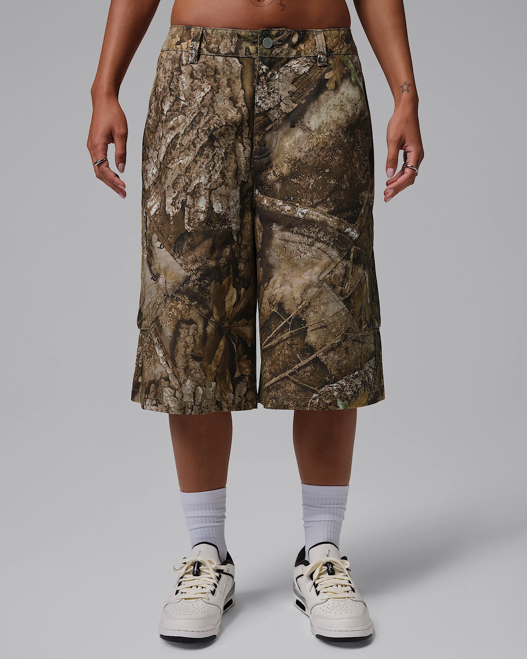 Jordan Flight Chicago Women's Realtree Big Shorts - 1