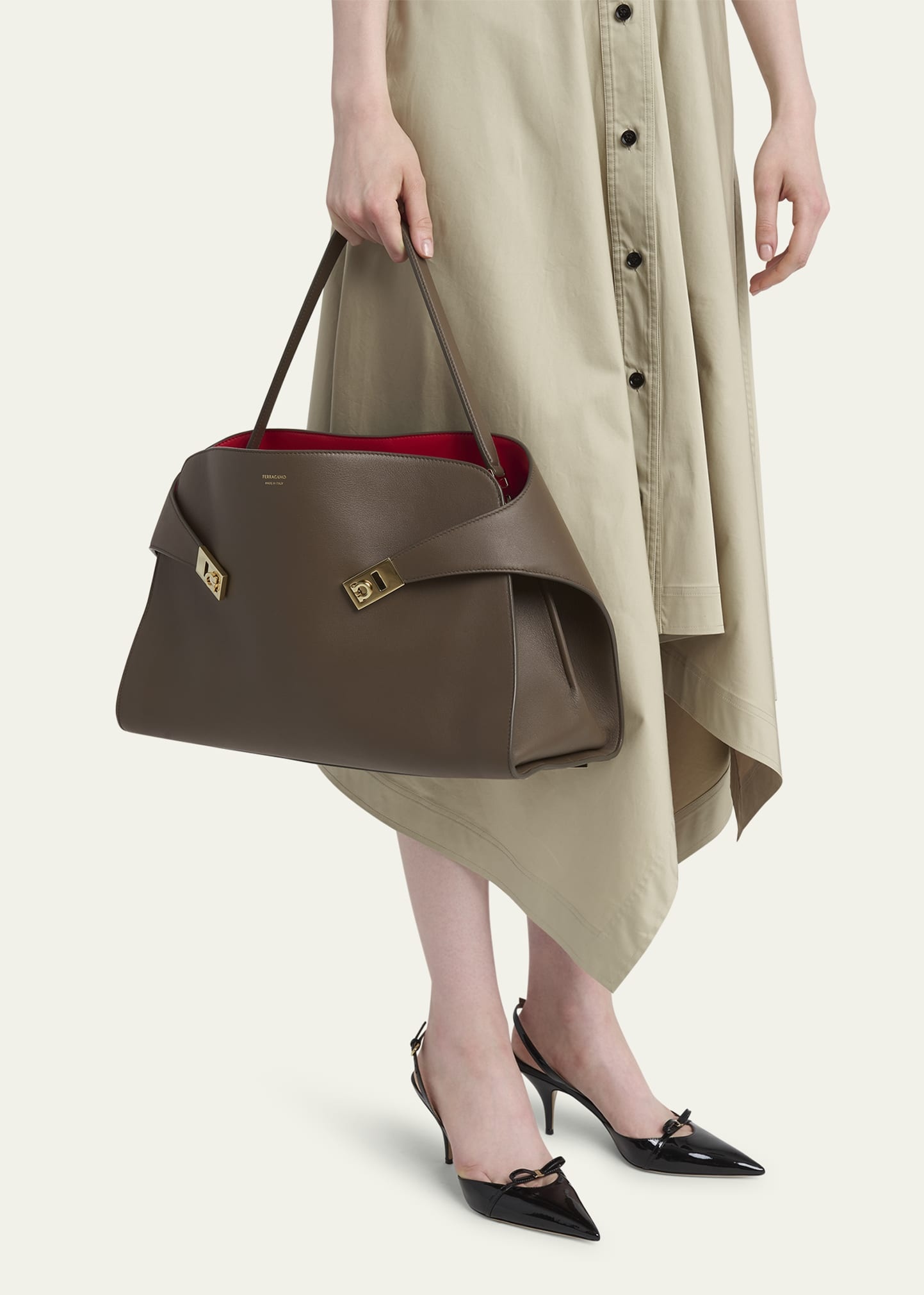 Hug Bicolor Leather shOULDER bag - 2
