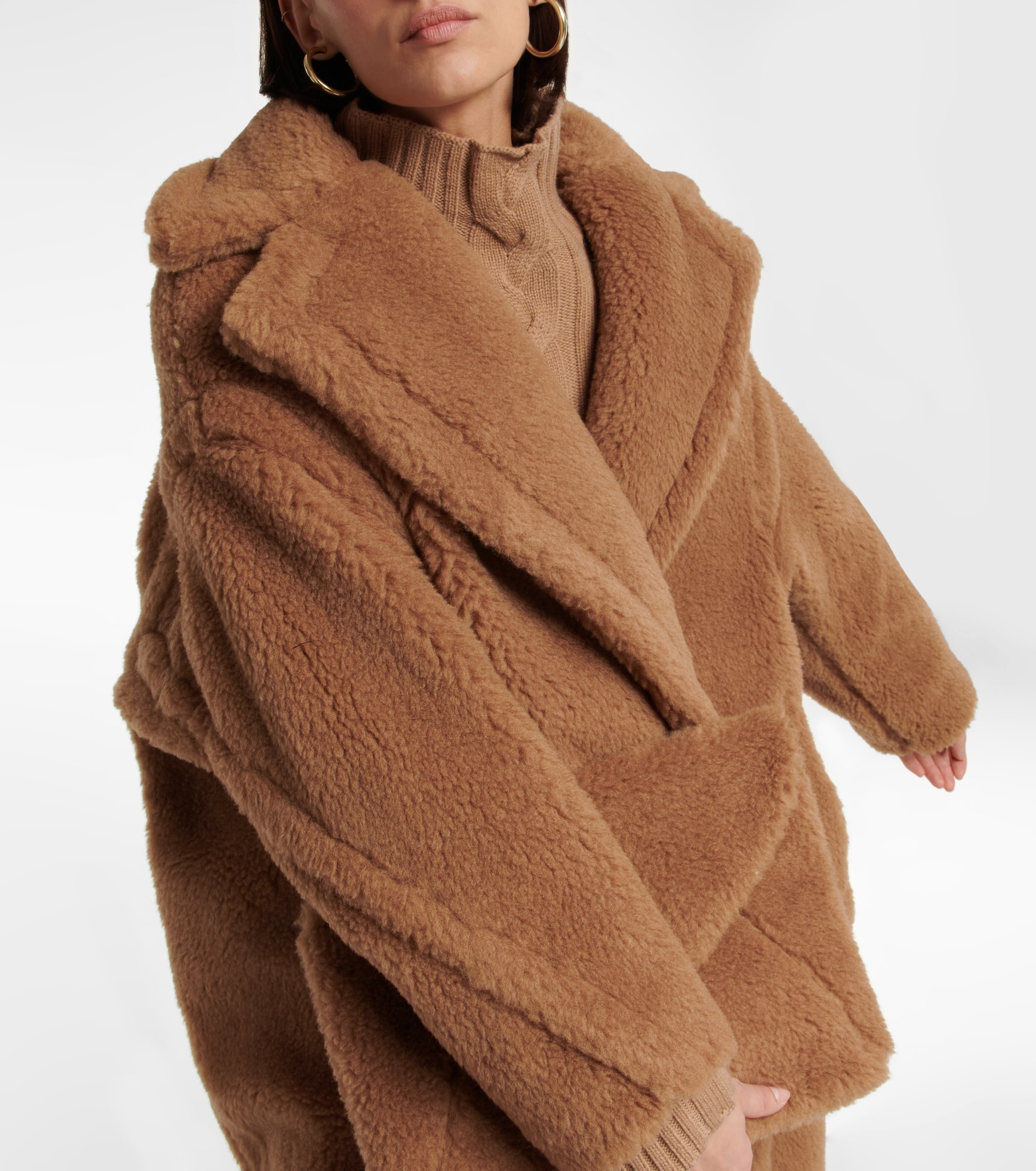 Teddy Bear camel hair and silk coat - 4