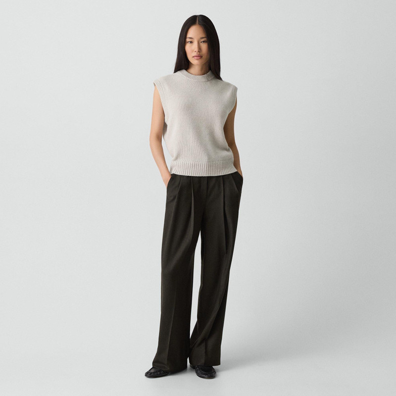 Theory Relaxed Vest in Recycled Cashmere outlook