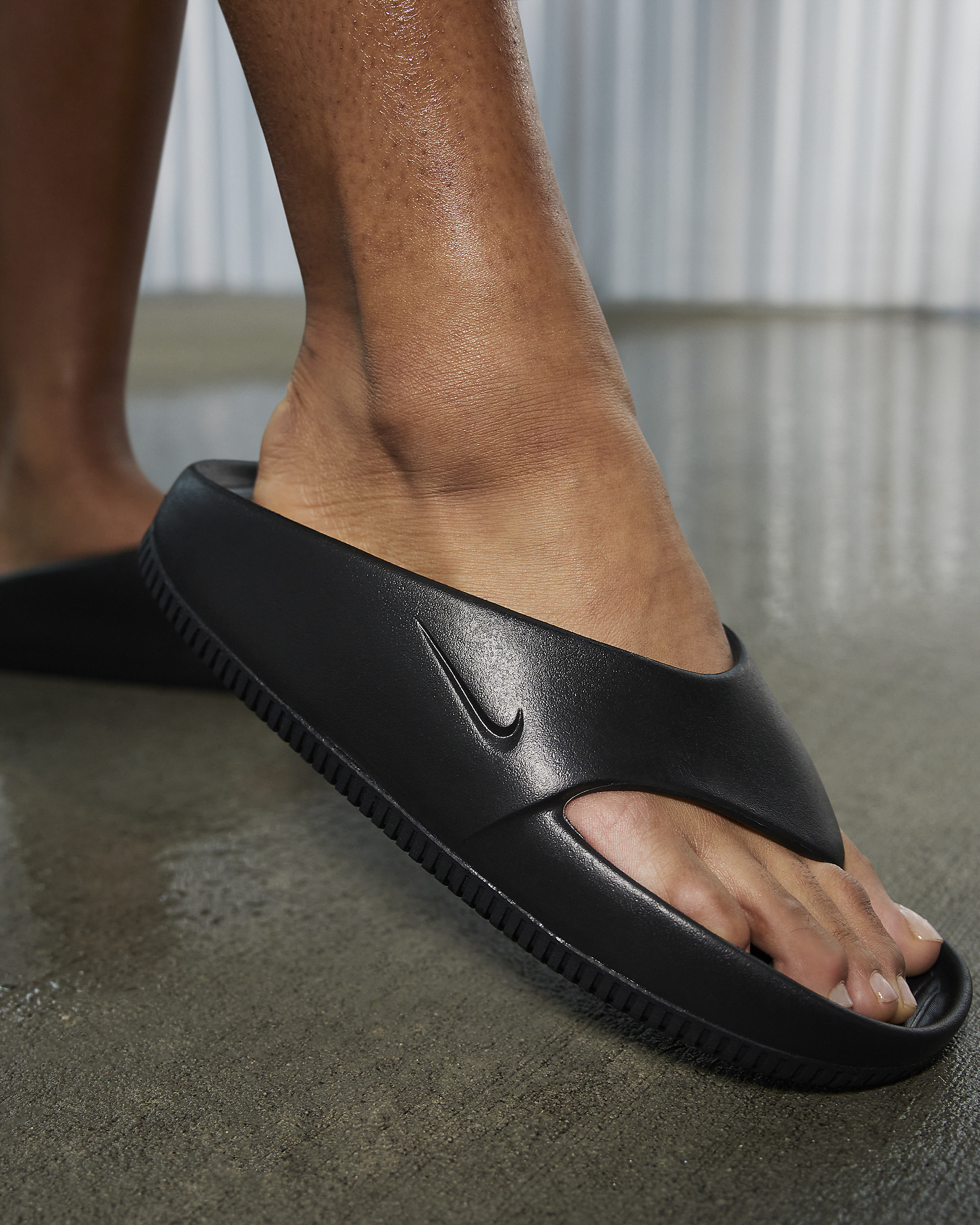 Nike Calm Women's Flip Flops - 2