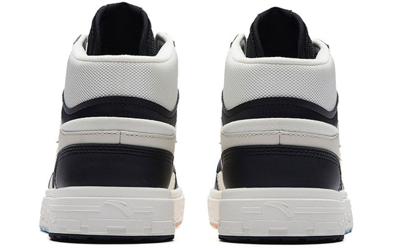 ANTA (WMNS) ANTA Street Naughty High 'Black White Grey' 122238065-4 outlook