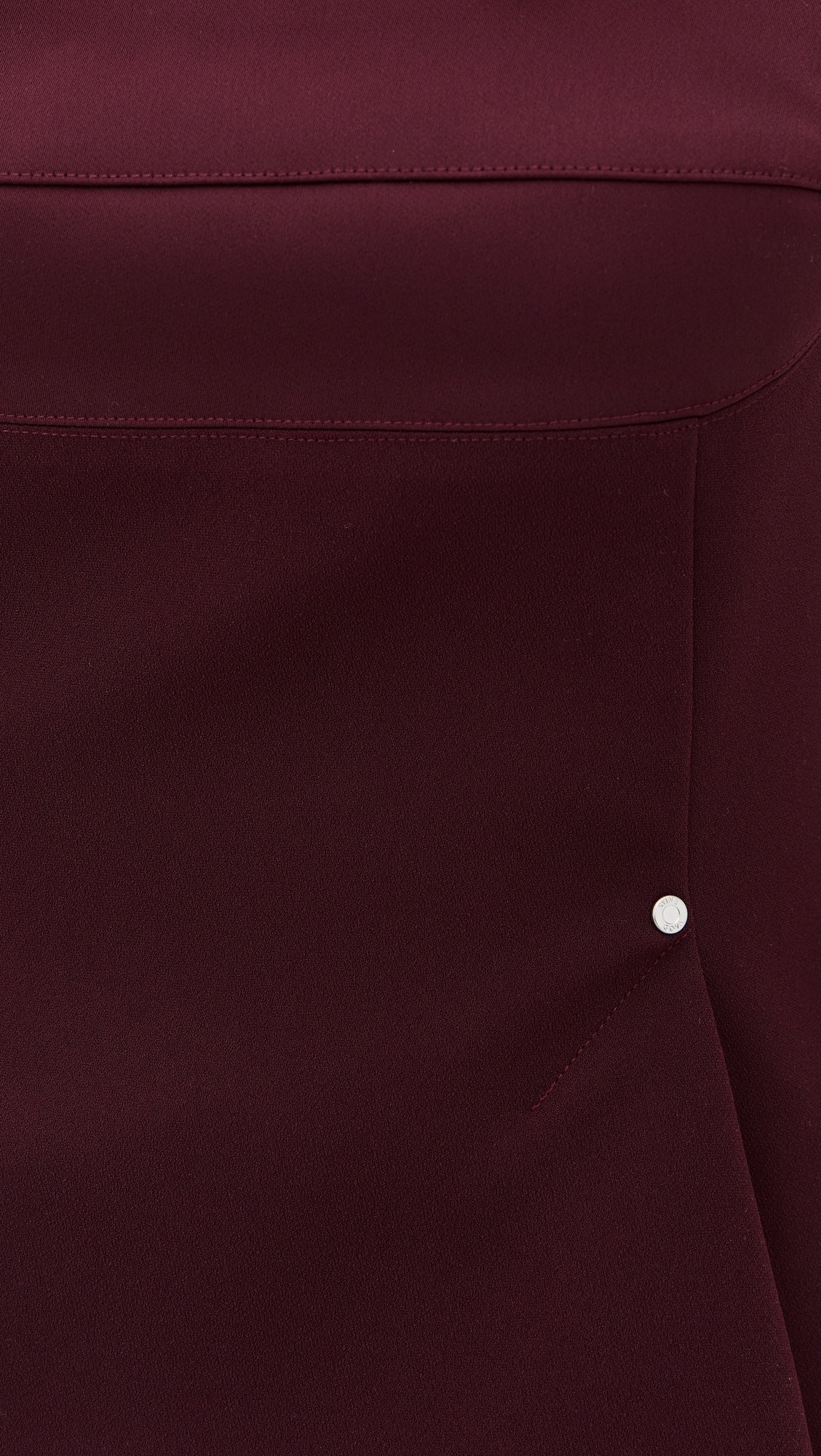 Sleeveless Fitted Waist Top - 5