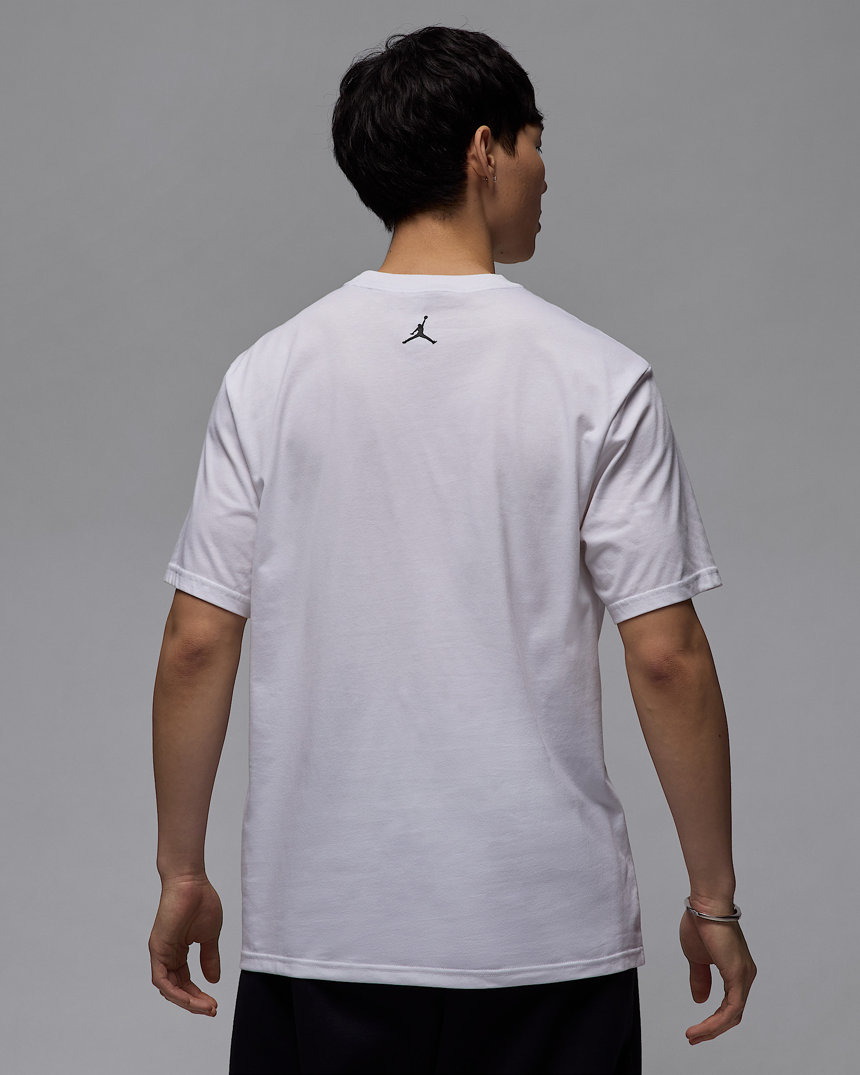 Jordan Sport Men's Dri-FIT Graphic T-Shirt - 2