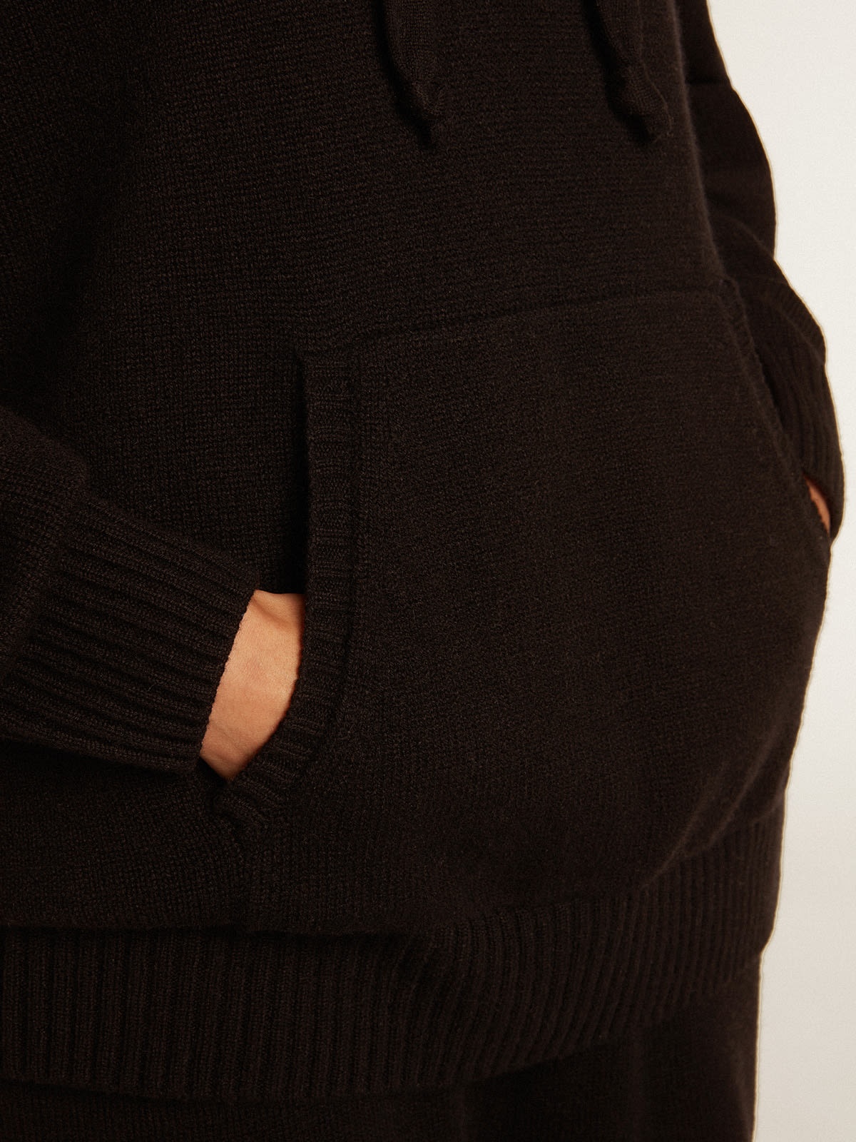 Women’s black cashmere blend sweatshirt with hood - 5