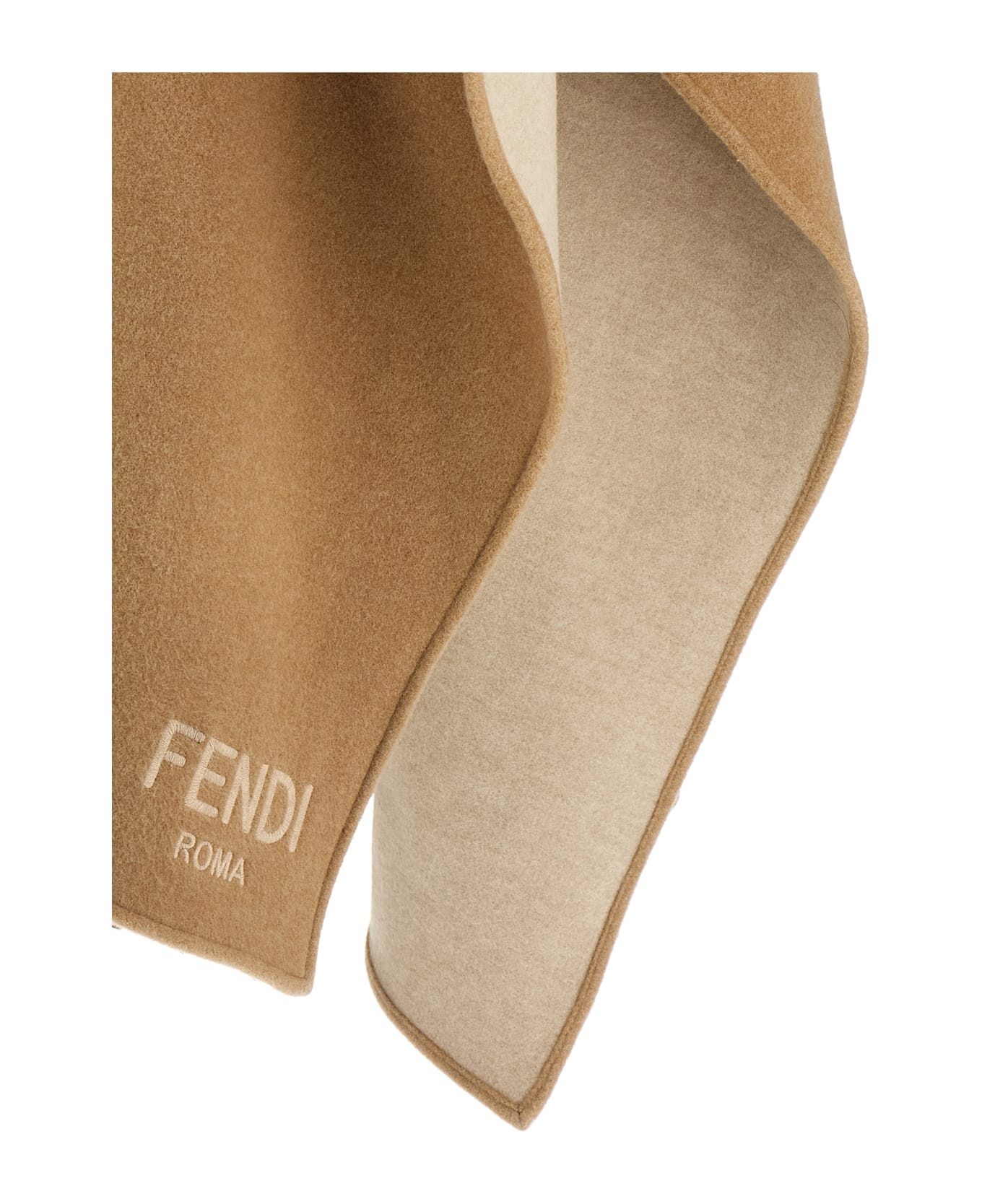 'fendi Roma' Poncho - 4