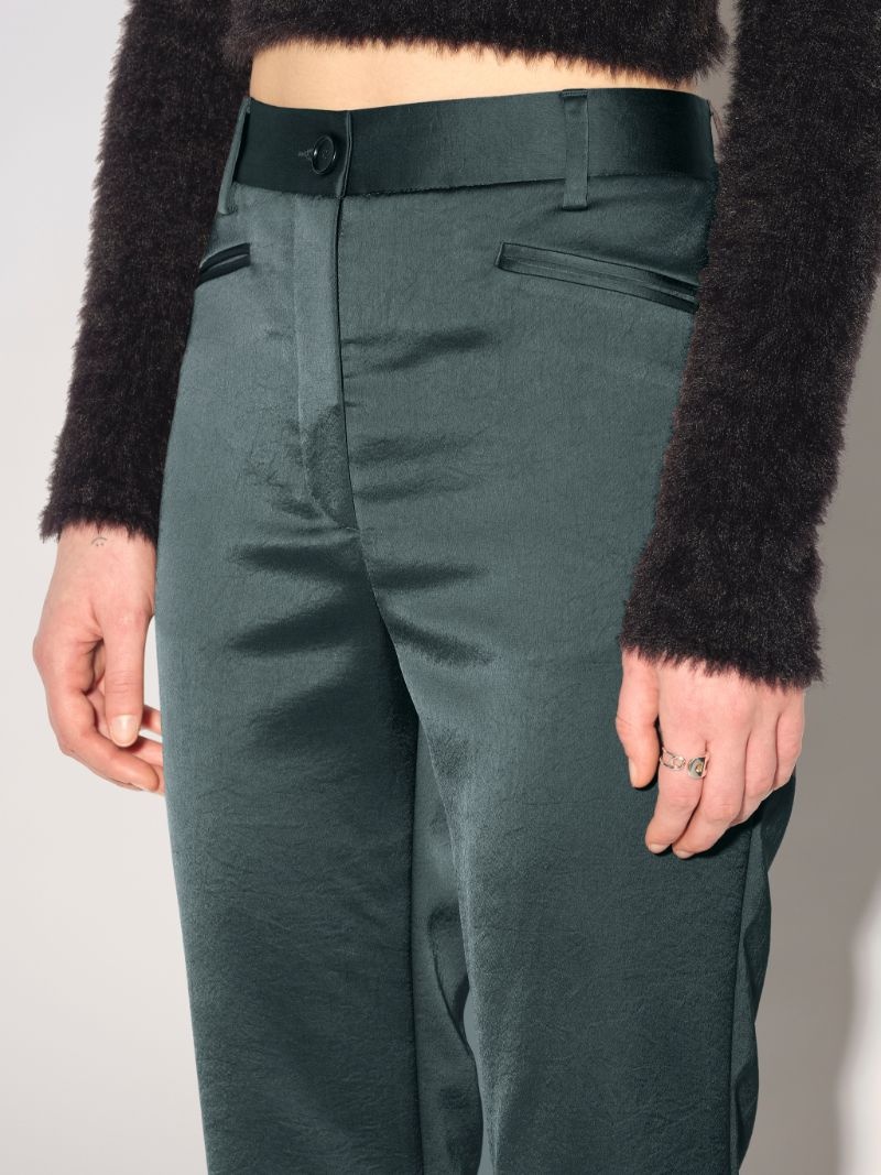 FITTED FLARE PANTS - 6