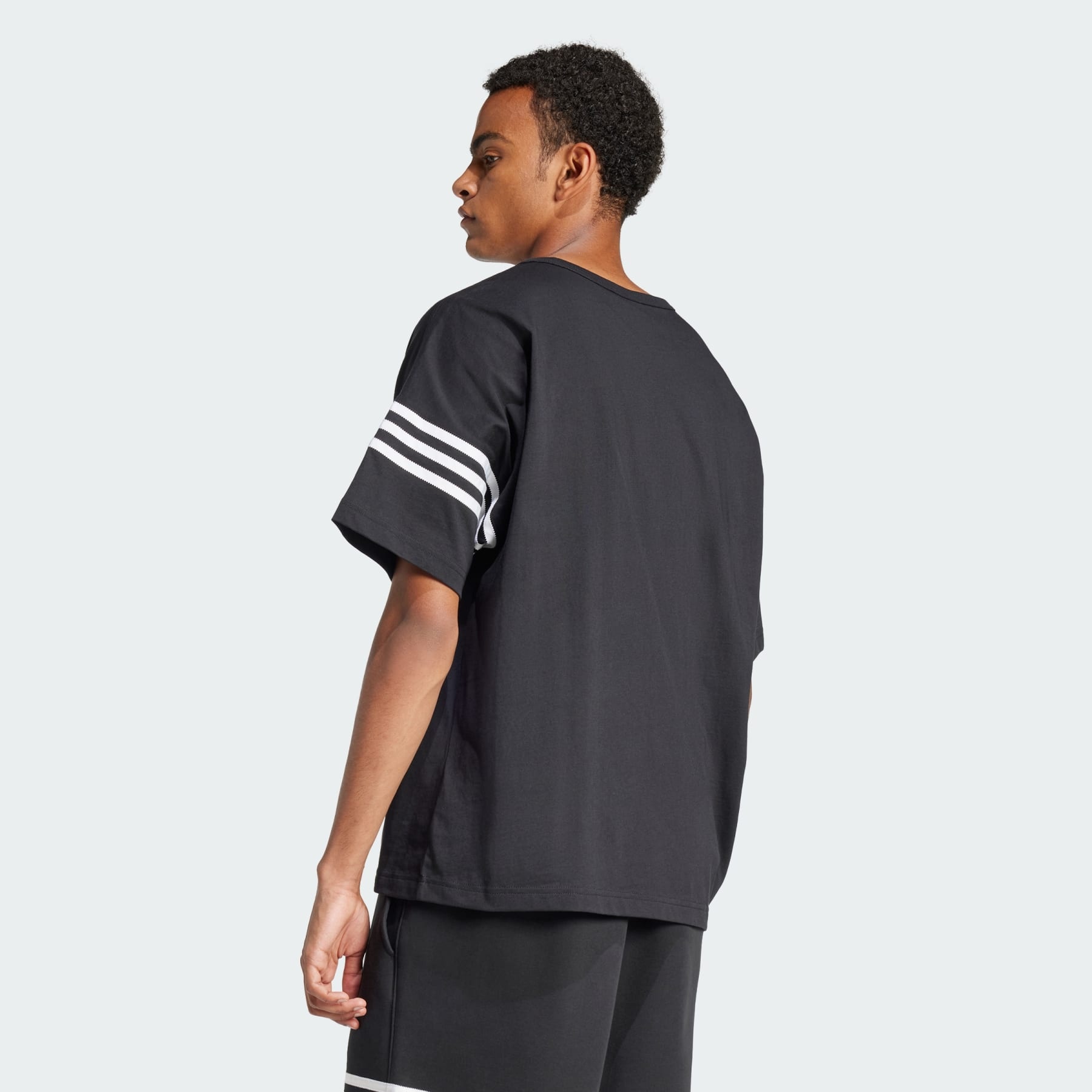Neuclassics Tee - 3