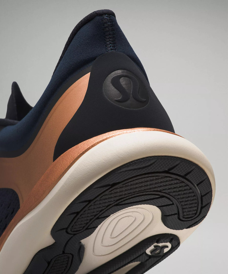 Women's Chargefeel Low Workout Shoe 9