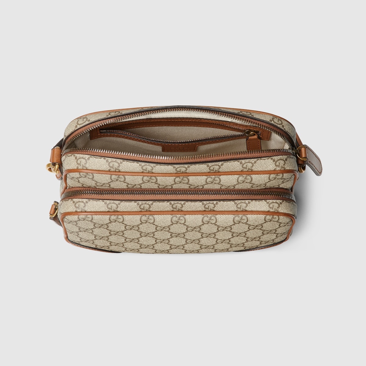 GG Emblem medium crossbody bag - 7