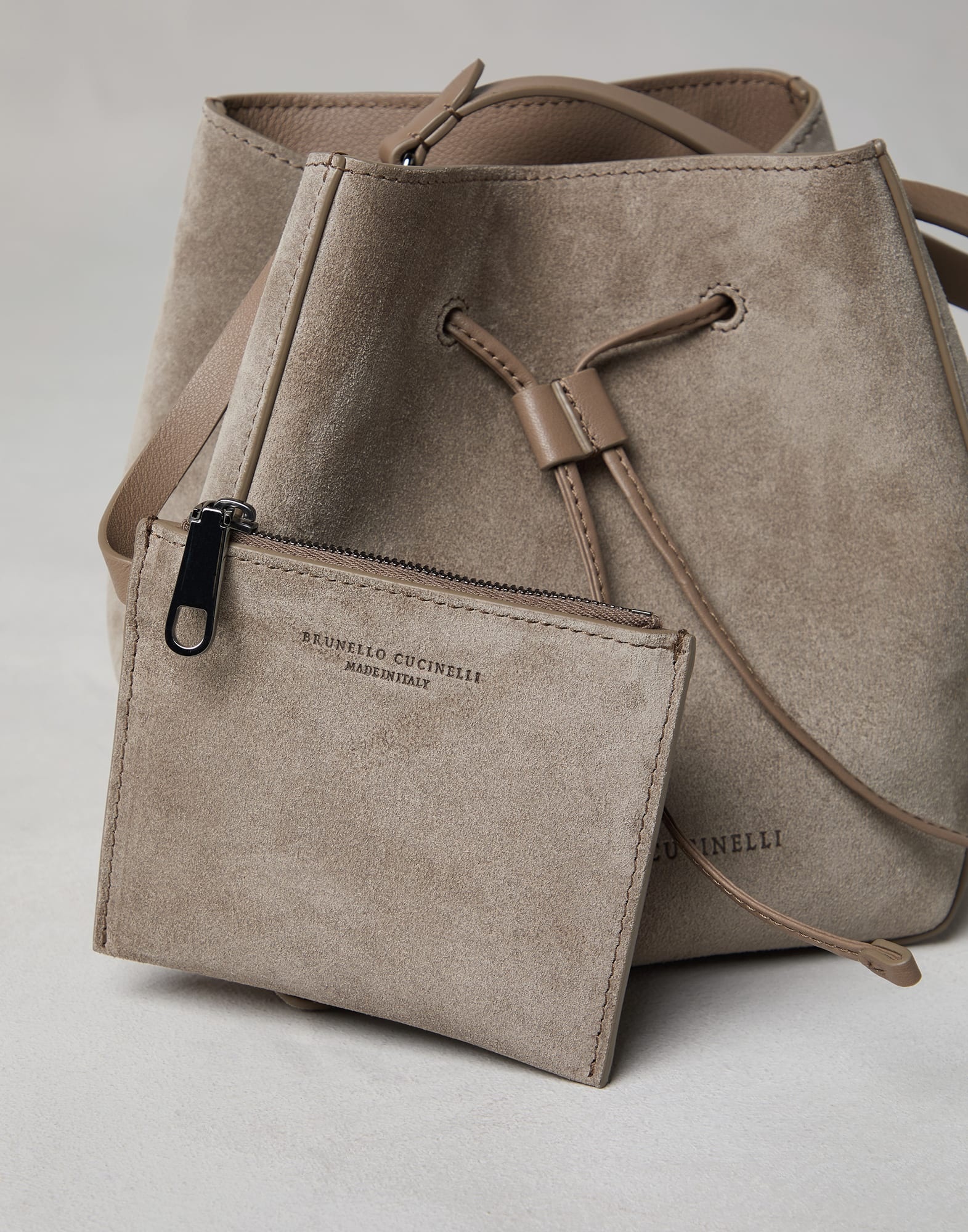 BC Duo small bucket bag in suede with monili - 5