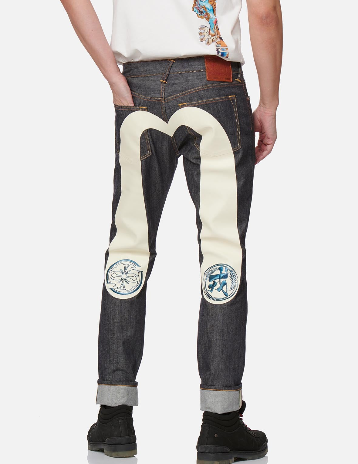 Daicock Print with Embroidered Kamon Carrot Fit Jeans #2017 - 7