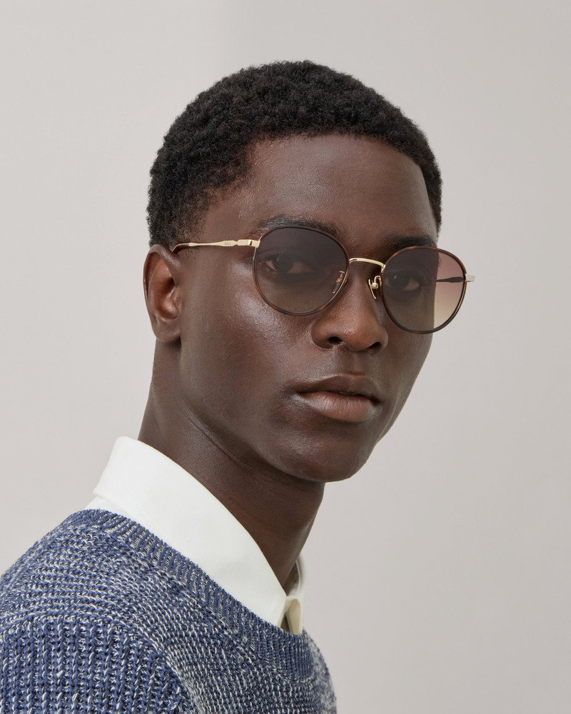 Alfie Sunglasses
Tortoiseshell Mixed Material 4