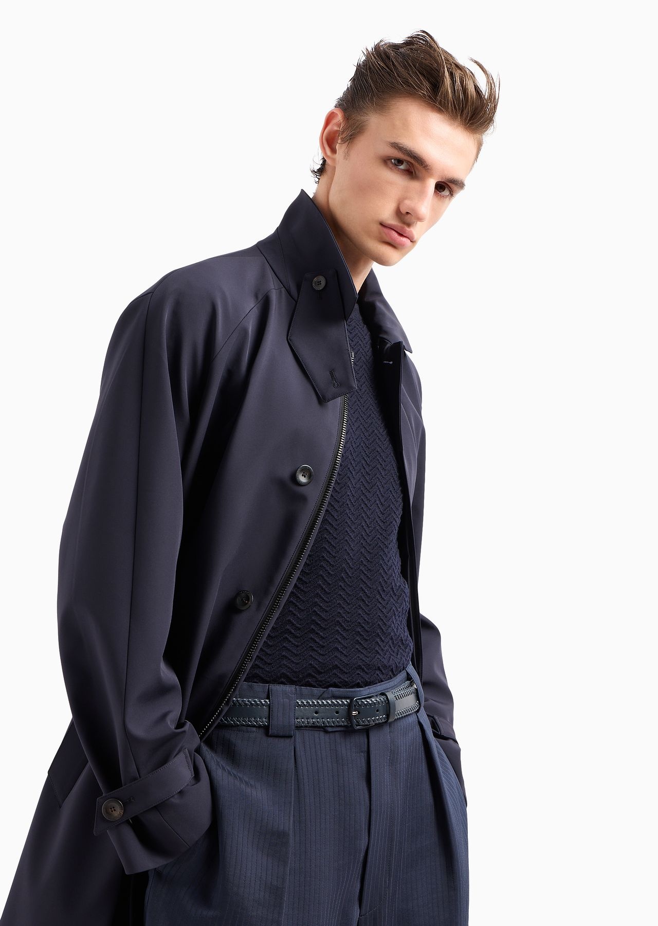 Single-breasted trench coat in technical jersey - 5