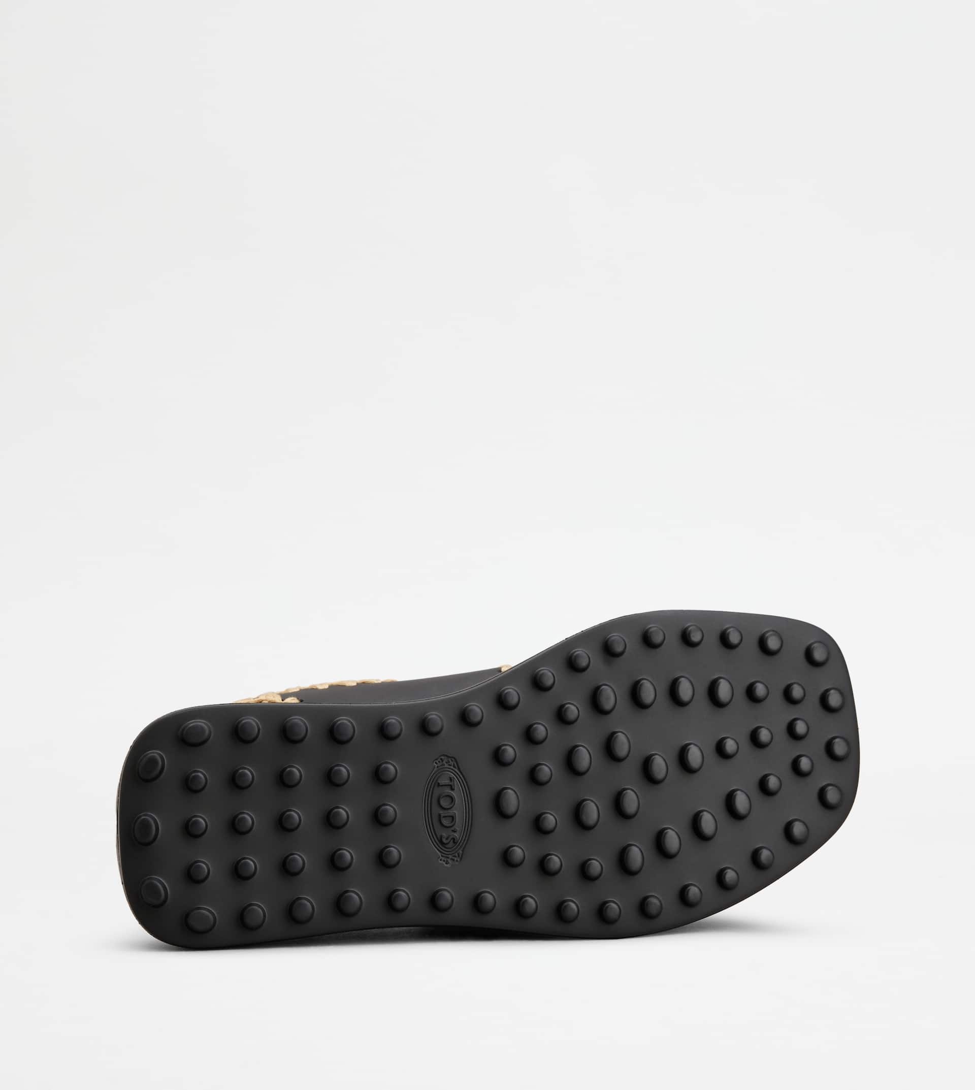 DOUBLE STRAP SANDALS IN LEATHER - BLACK - 4