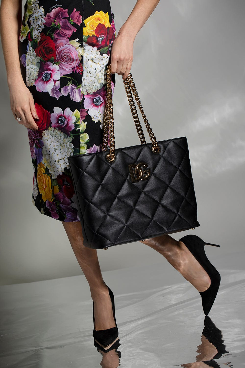 Quilted Tote With Chain Straps - 2