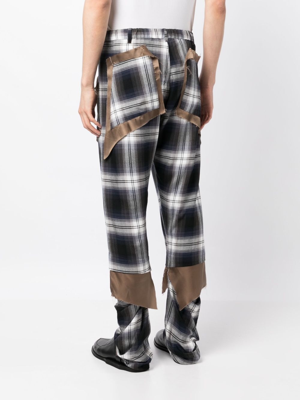 check-print asymmetric trousers - 4